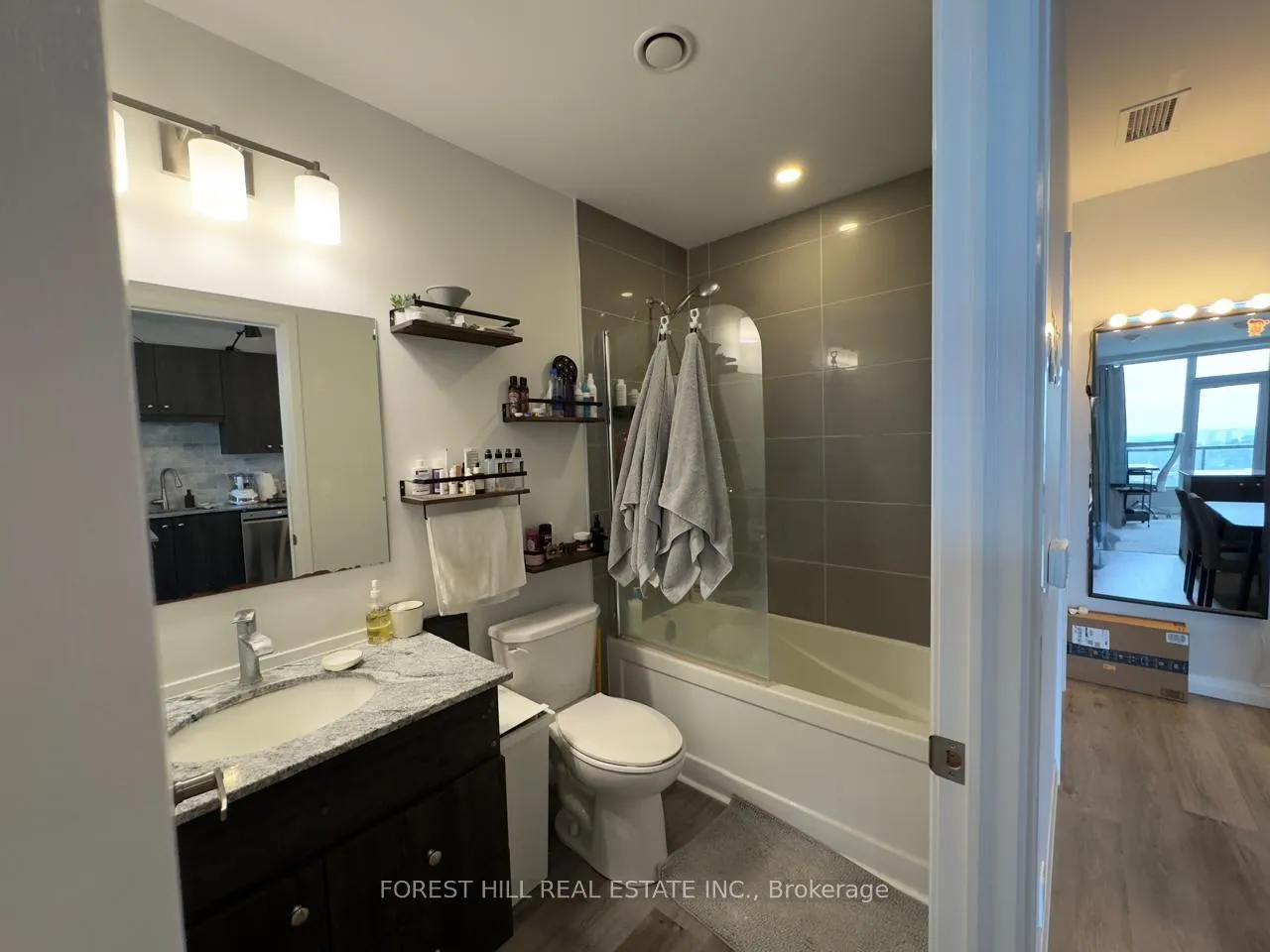 Photo 17 of Unit 1602, 104 Garment Street, Kitchener, Cherry Hill — HOMEH