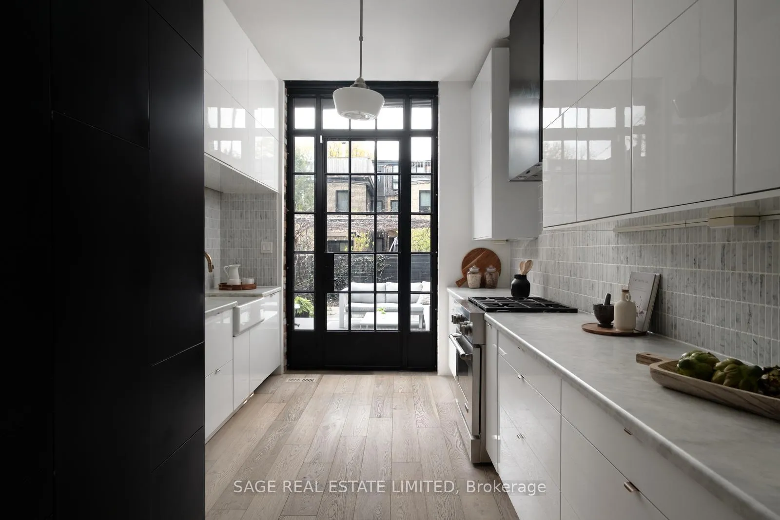 Photo 11 of 96 De Grassi Street, Toronto, South Riverdale — HOMEH