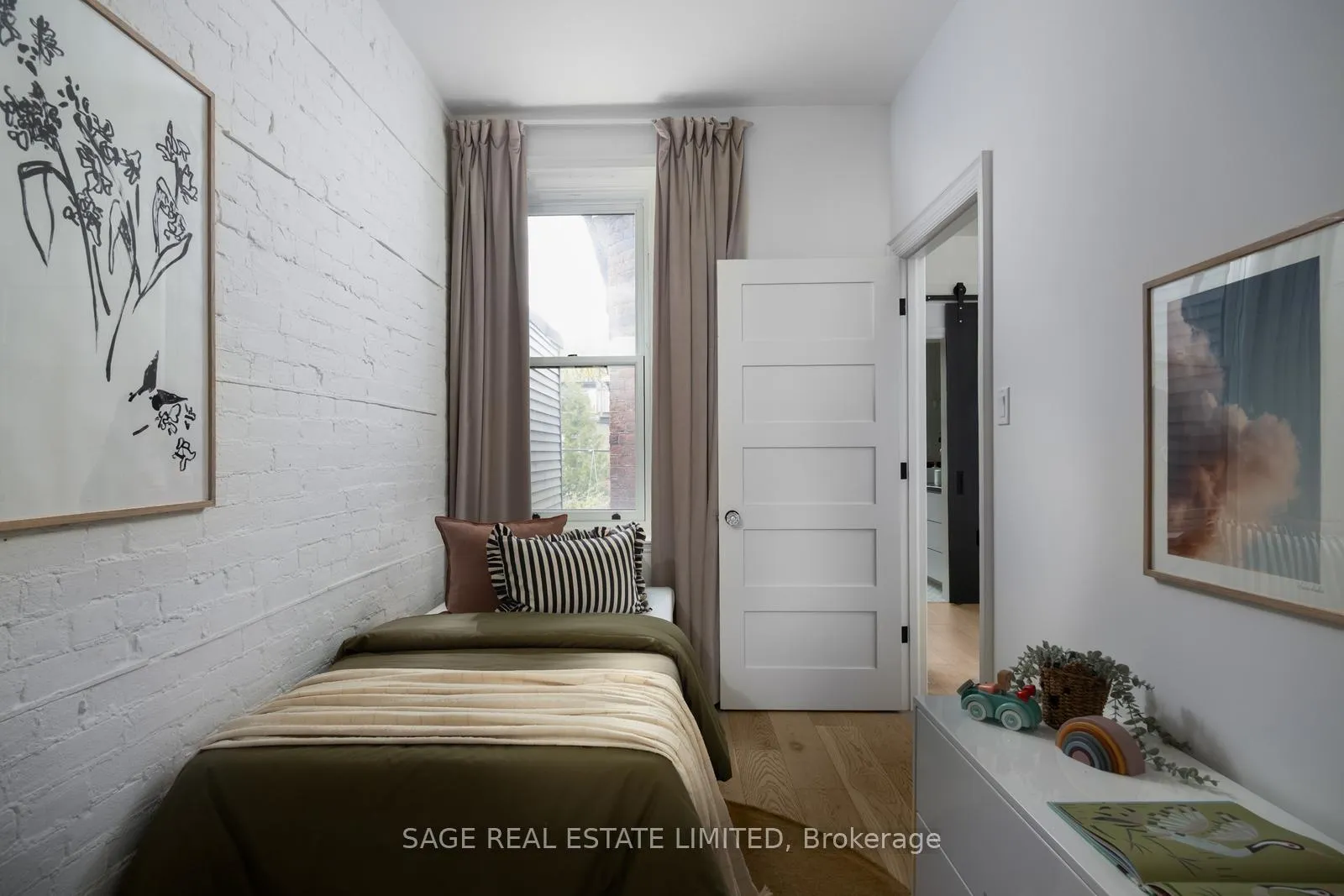 Photo 16 of 96 De Grassi Street, Toronto, South Riverdale — HOMEH