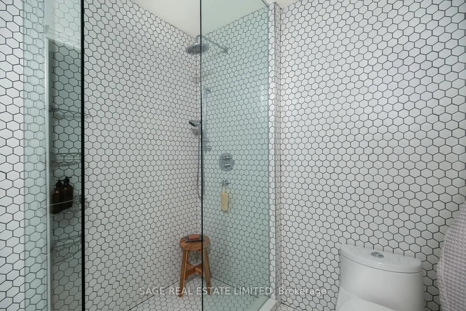 Photo 19 of 96 De Grassi Street, Toronto, South Riverdale — HOMEH