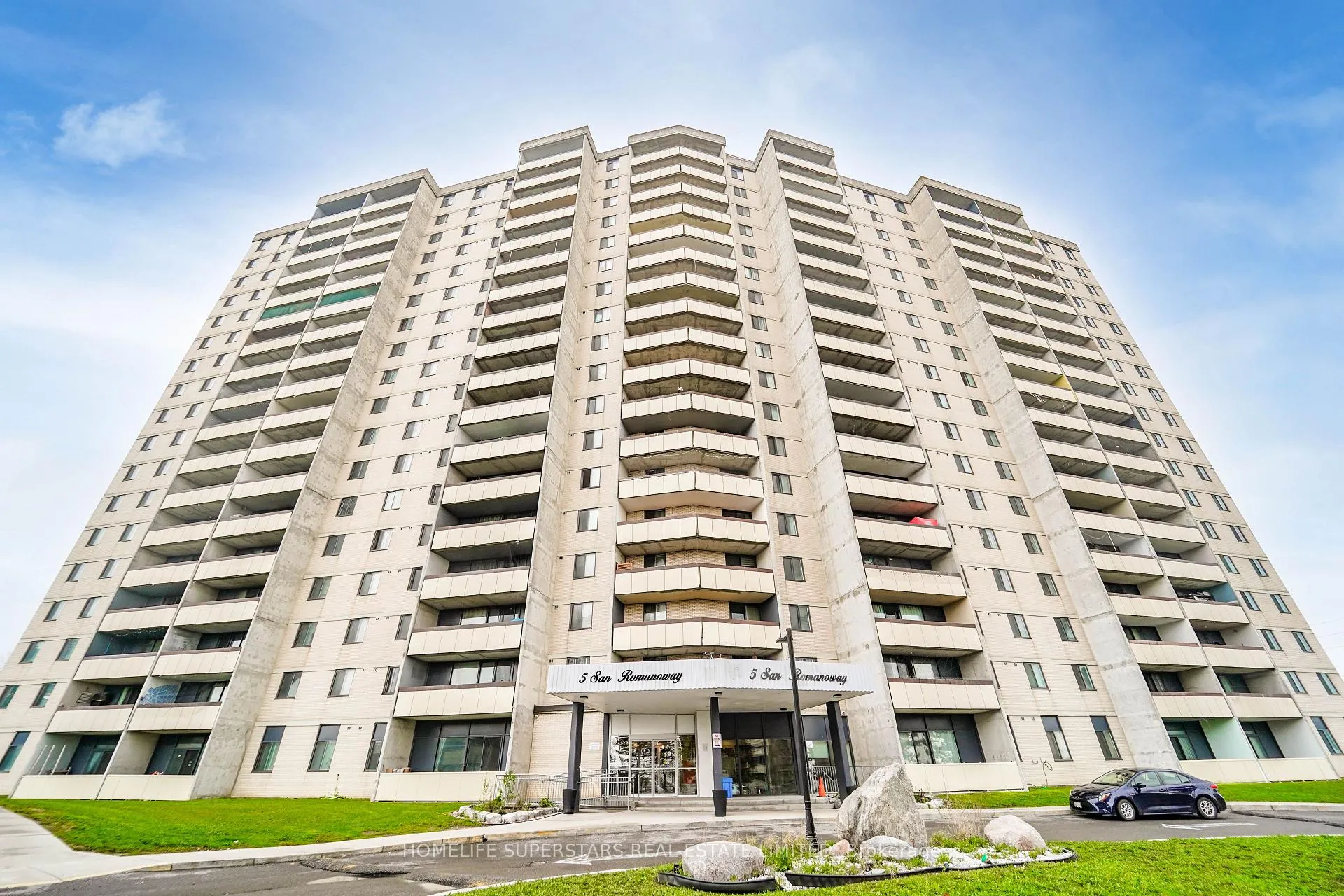 Photo 1 of Unit 110, 5 San Romano Way, Brampton, Bram East — HOMEH