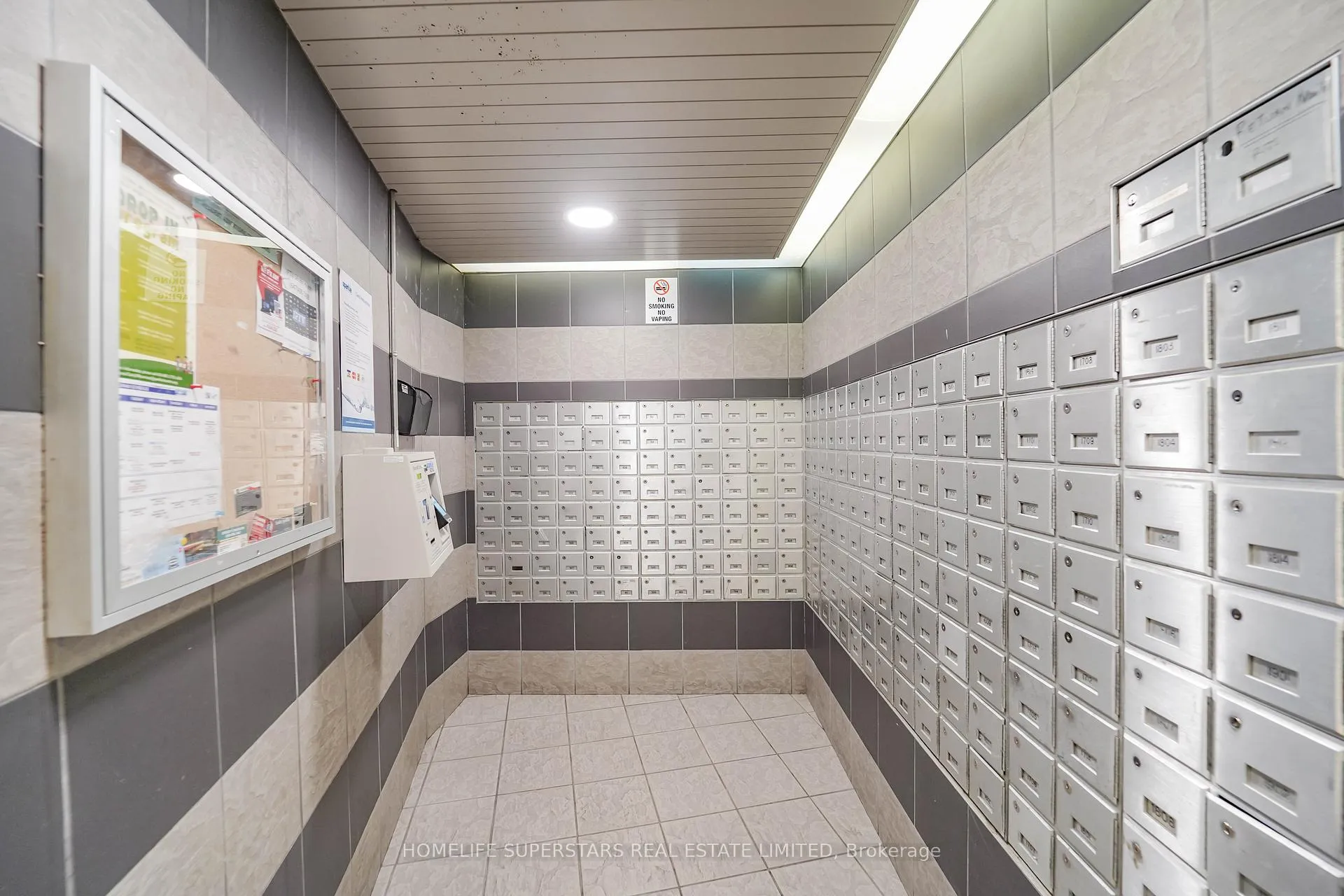Photo 4 of Unit 110, 5 San Romano Way, Brampton, Bram East — HOMEH
