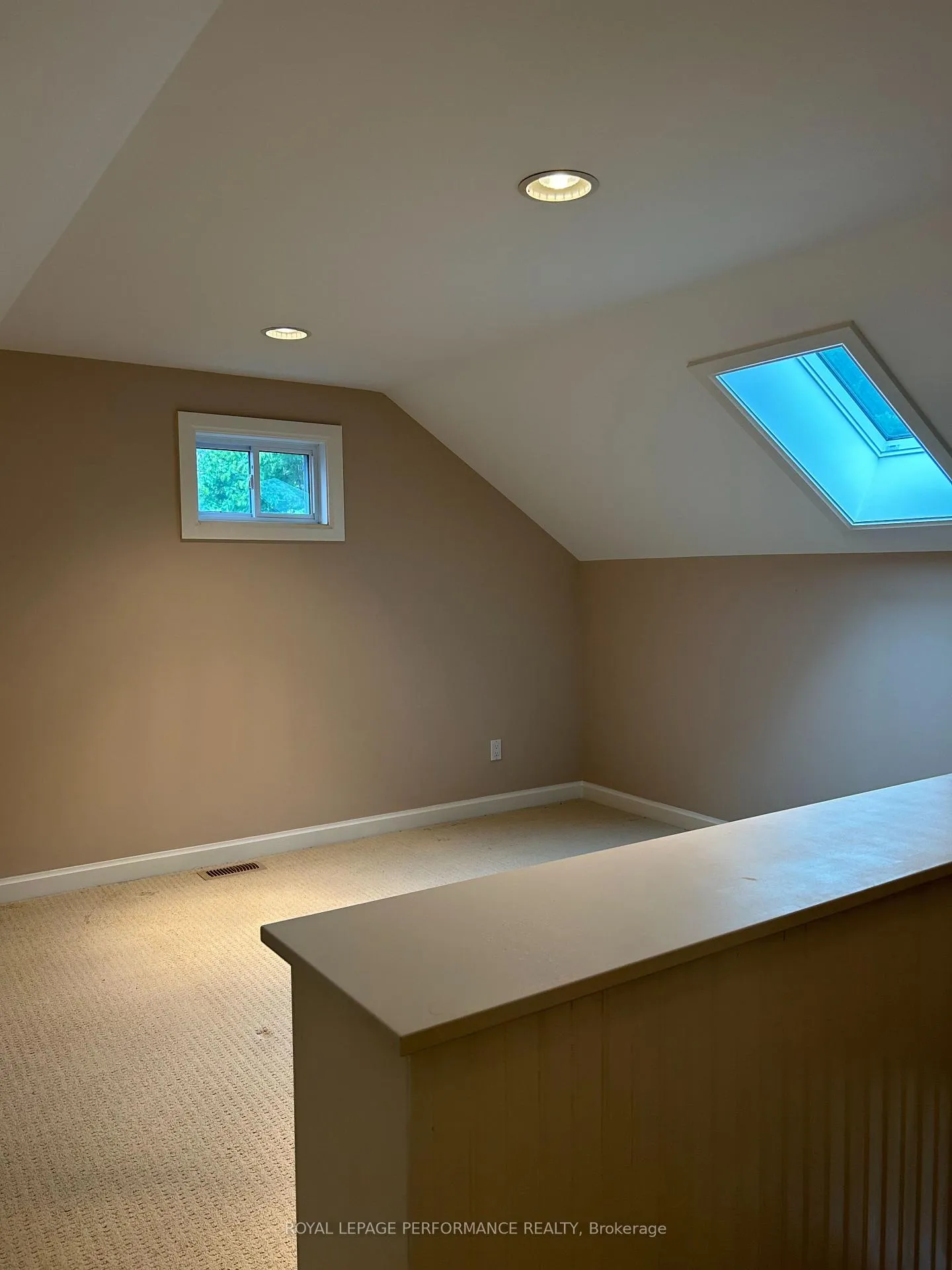 Photo 14 of Unit B, 2487 Huntley Road, Ottawa, Btwn Franktown Rd. & Fallowfield Rd. — HOMEH