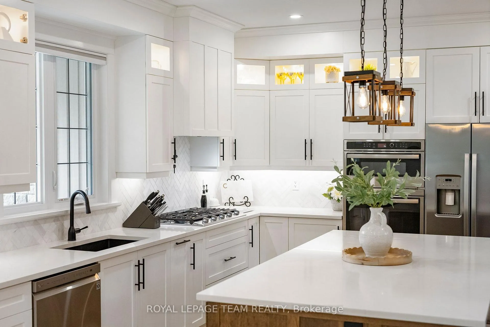 Photo 10 of 108 Royal Troon Lane, Ottawa, Dunrobin Shores — HOMEH