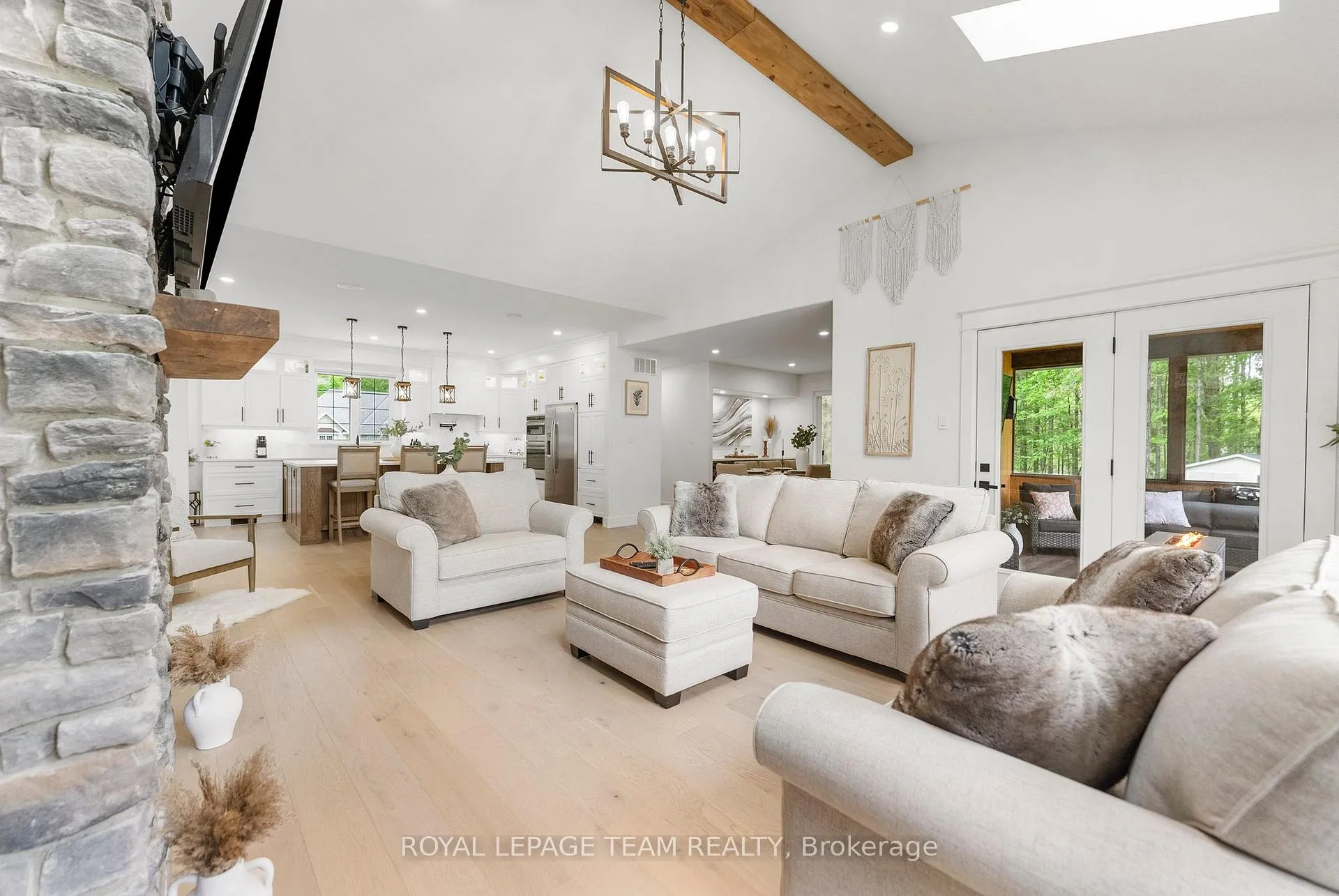 Photo 14 of 108 Royal Troon Lane, Ottawa, Dunrobin Shores — HOMEH