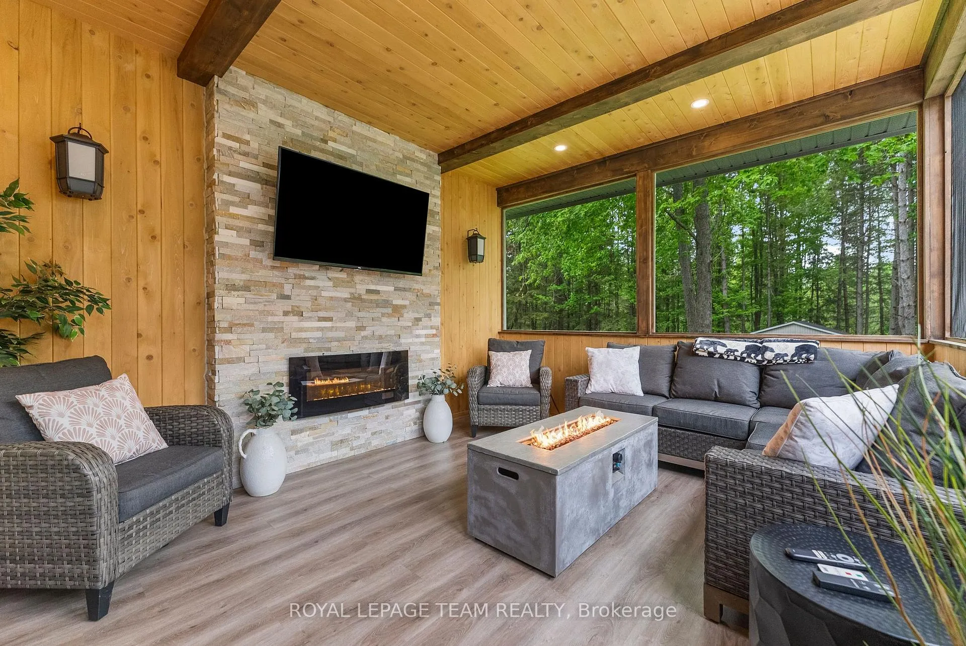 Photo 33 of 108 Royal Troon Lane, Ottawa, Dunrobin Shores — HOMEH