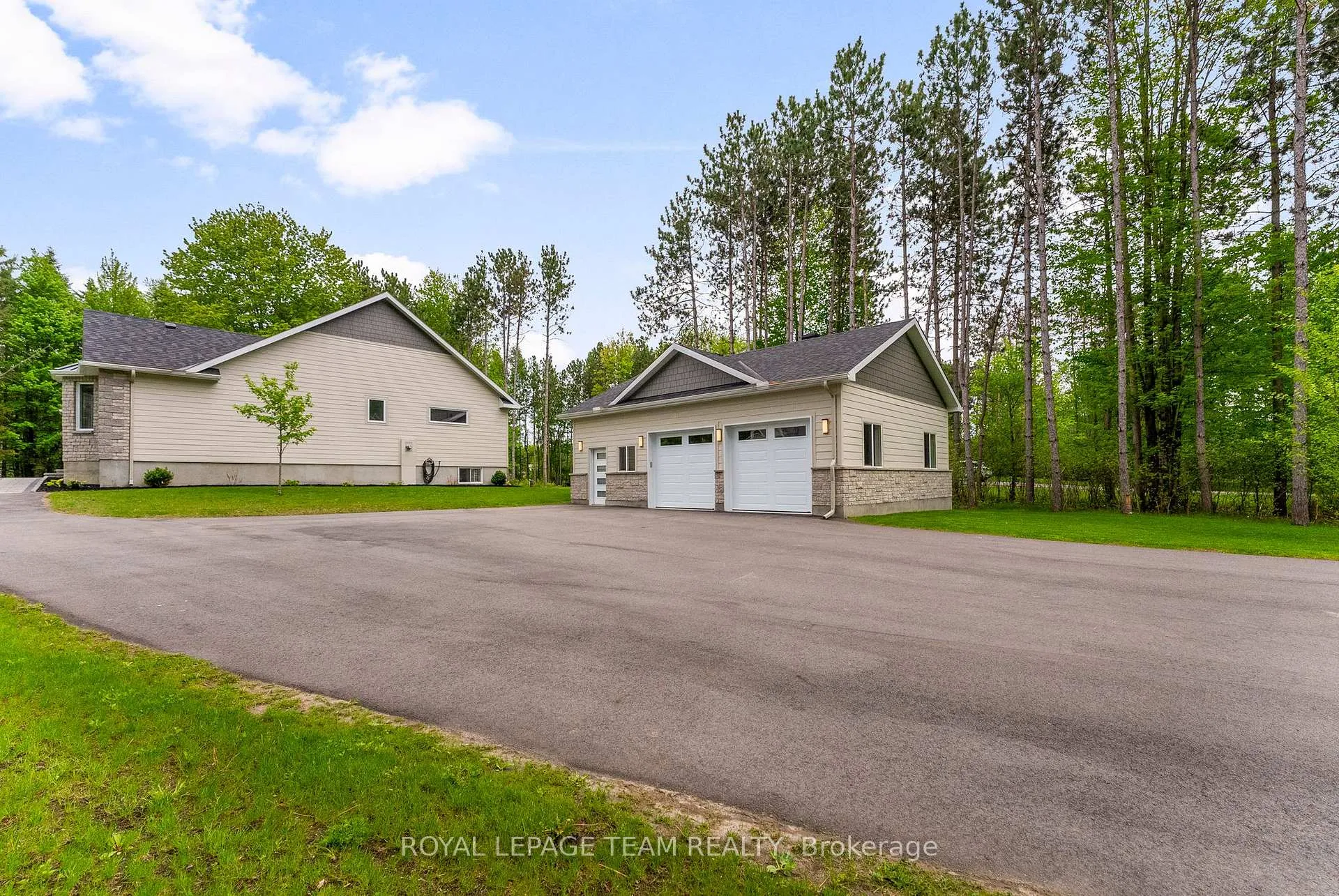 Photo 38 of 108 Royal Troon Lane, Ottawa, Dunrobin Shores — HOMEH