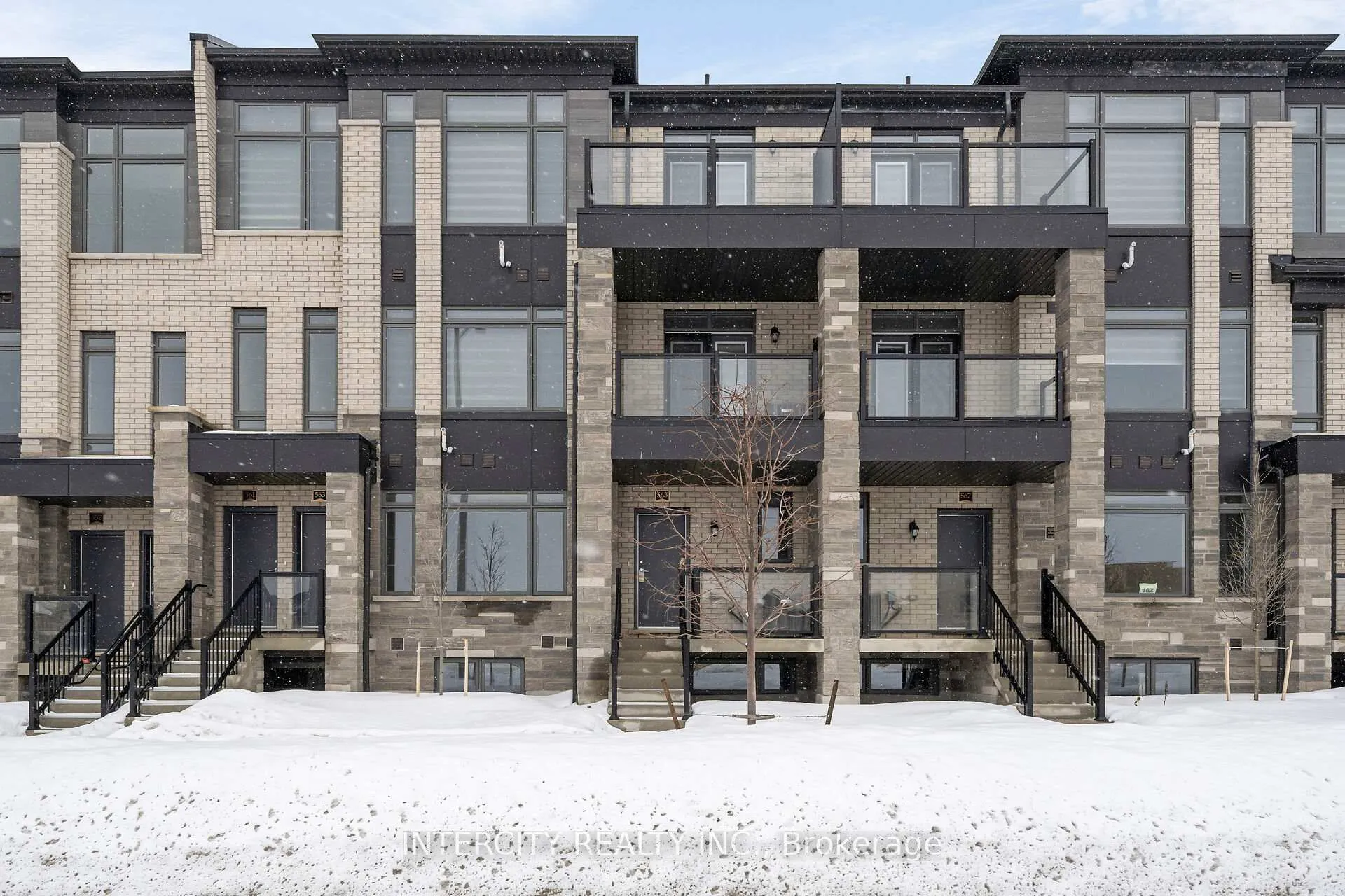 Front of Unit 13z, 565 Tim Manley Avenue