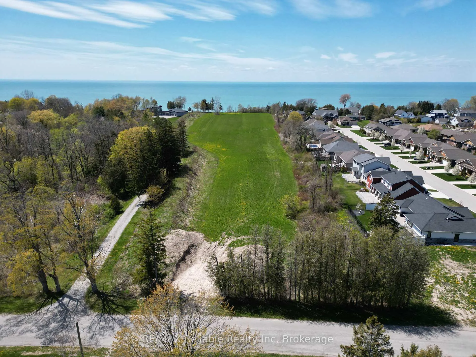 Photo 19 of 122 Tuyll Street, Bluewater, Bayfield — HOMEH