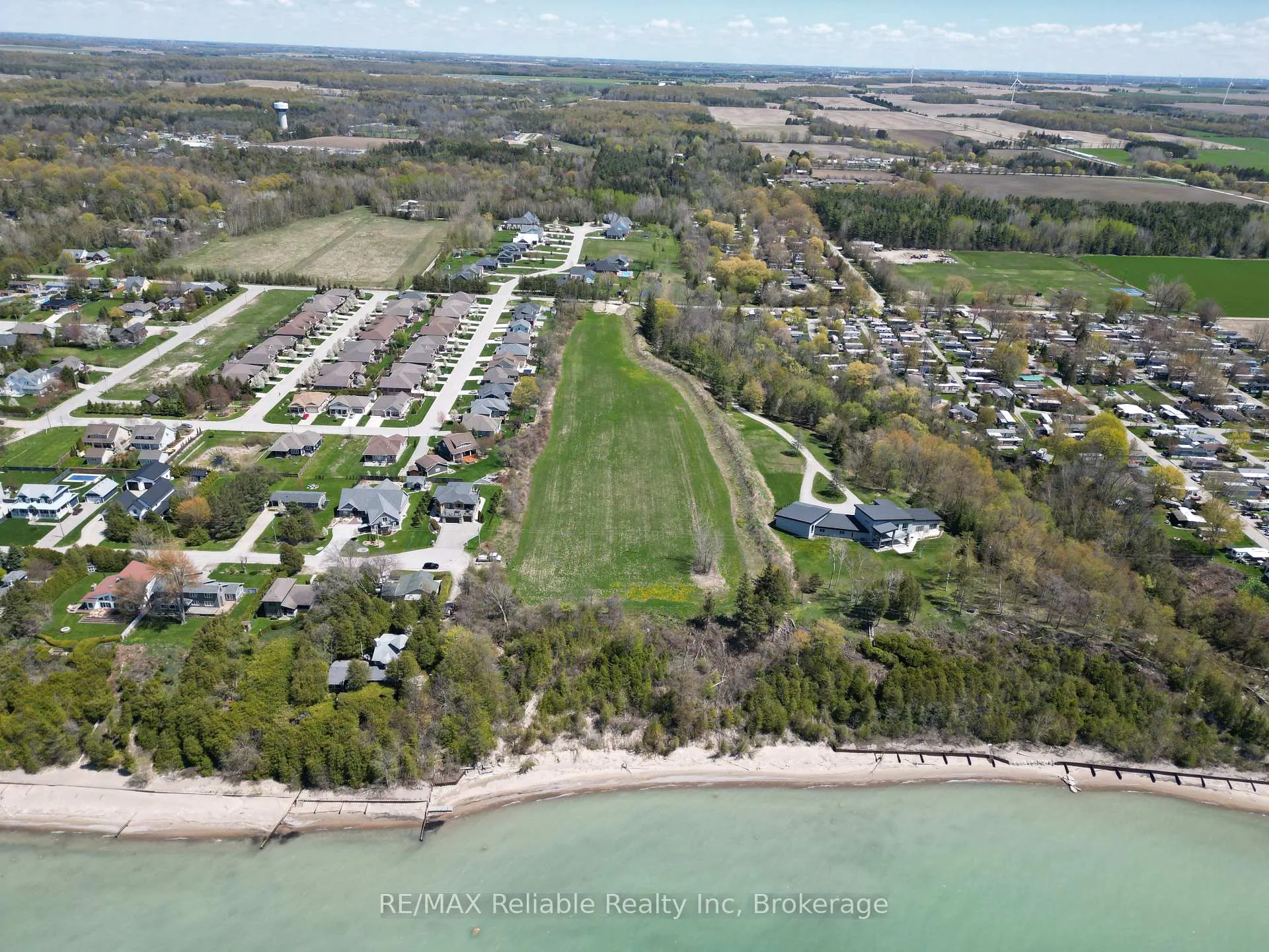 Photo 28 of 122 Tuyll Street, Bluewater, Bayfield — HOMEH