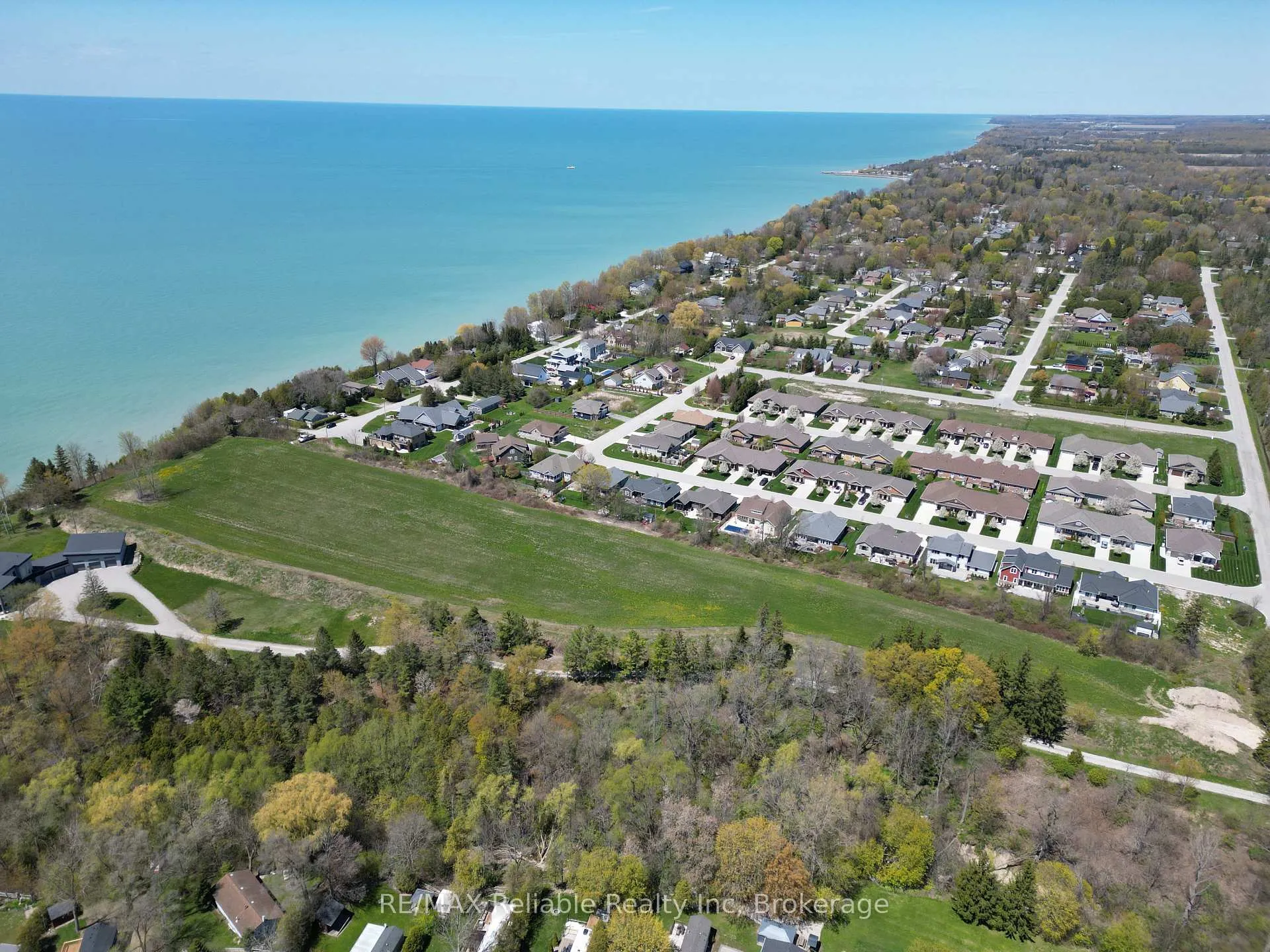 Photo 31 of 122 Tuyll Street, Bluewater, Bayfield — HOMEH