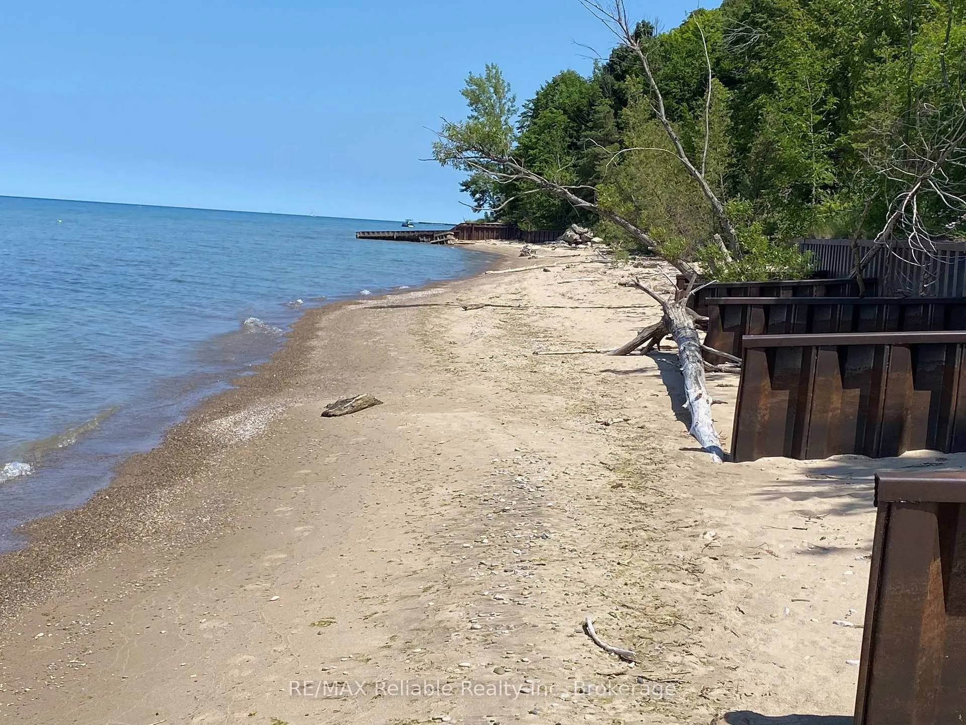 Photo 33 of 122 Tuyll Street, Bluewater, Bayfield — HOMEH