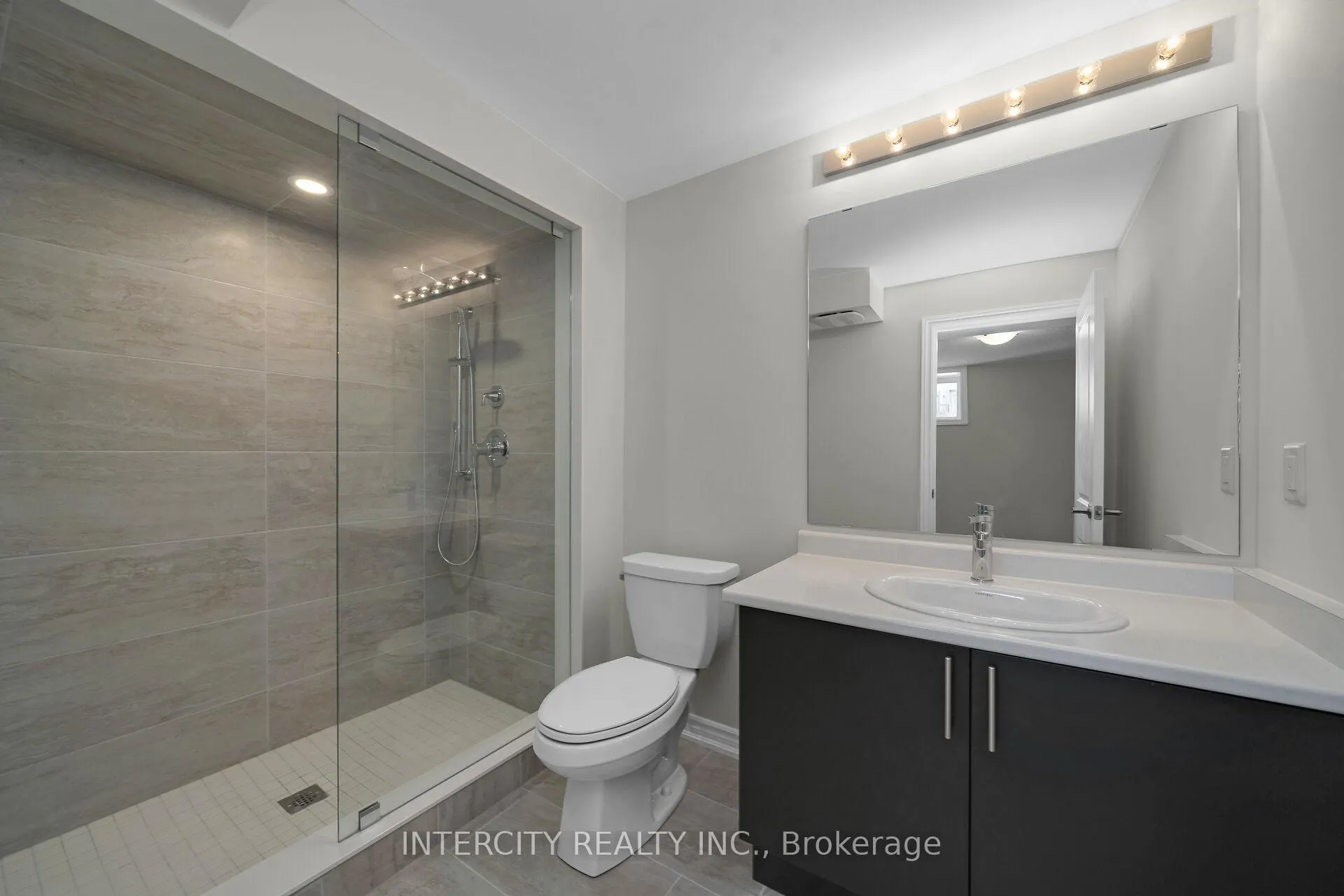 Photo 13 of Unit 43F, 1 Vibrant Way, Caledon, Rural Caledon — HOMEH