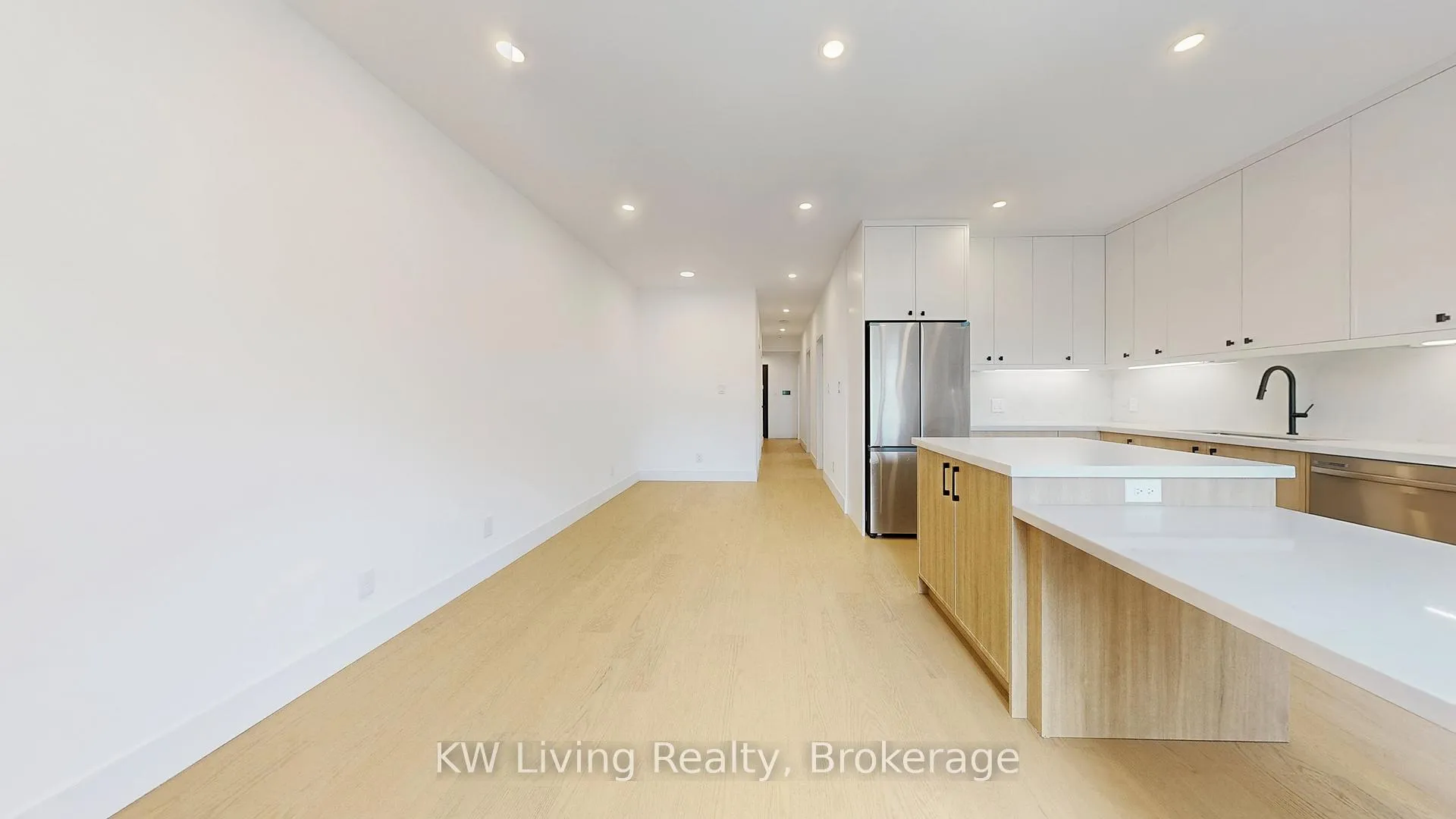 Photo 3 of Unit 101, 33 Kirknewton Road, Toronto, Caledonia-Fairbank — HOMEH