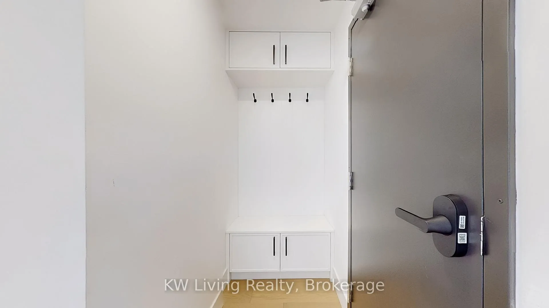 Photo 13 of Unit 101, 33 Kirknewton Road, Toronto, Caledonia-Fairbank — HOMEH