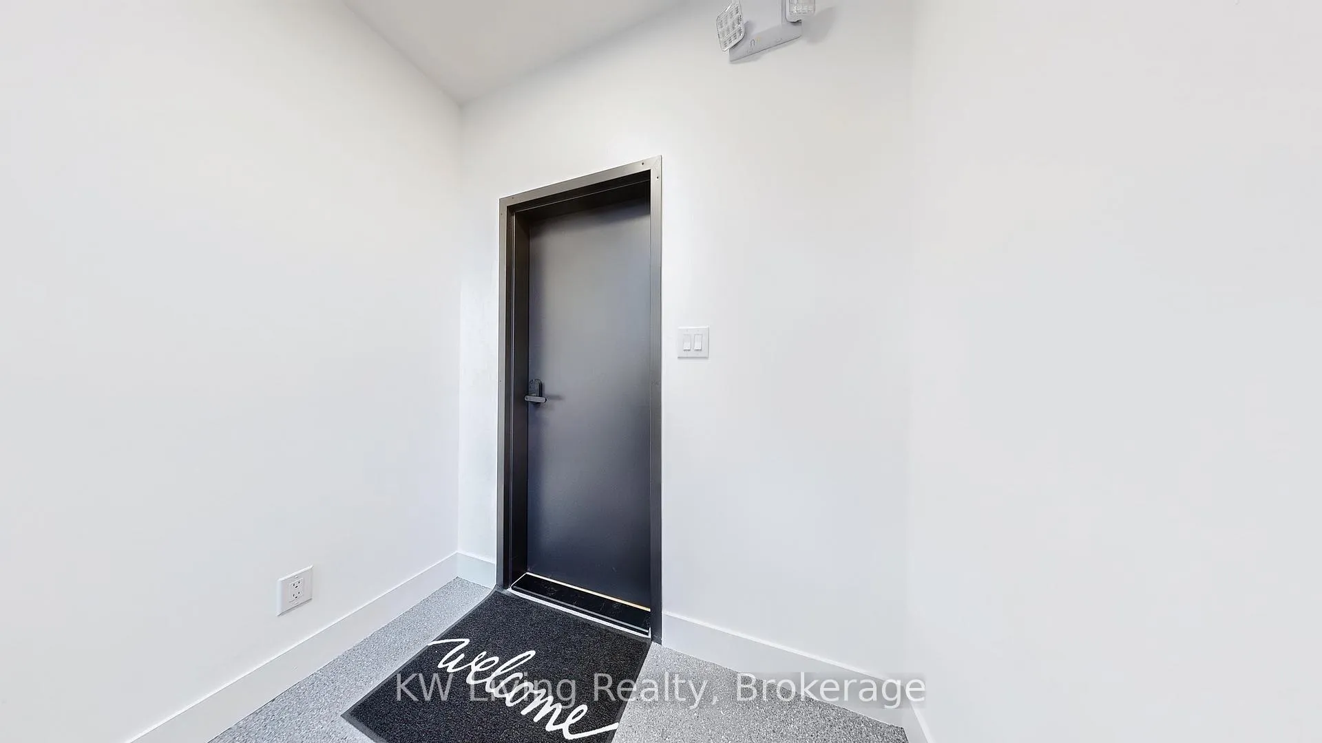 Photo 14 of Unit 101, 33 Kirknewton Road, Toronto, Caledonia-Fairbank — HOMEH