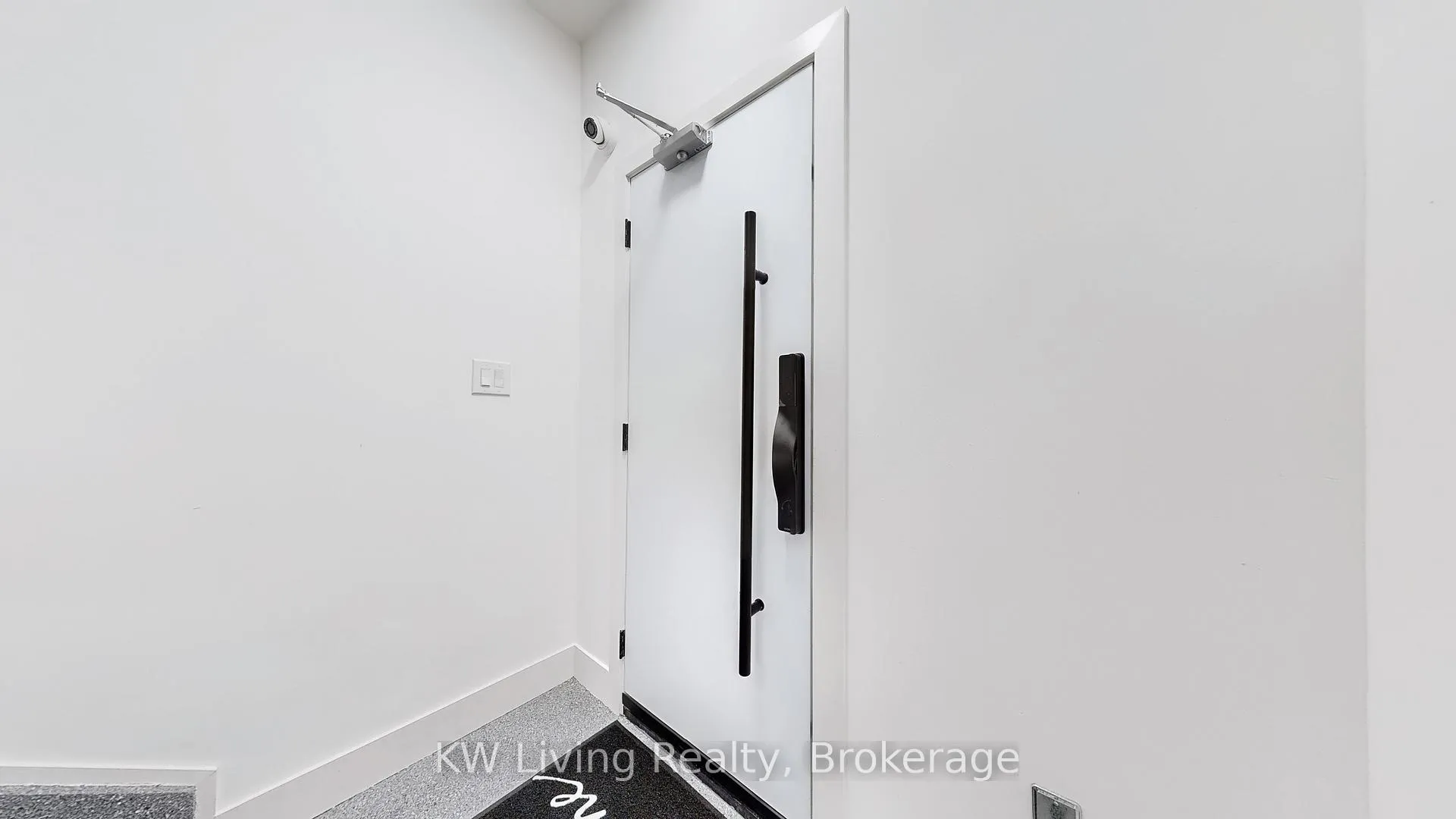 Photo 16 of Unit 101, 33 Kirknewton Road, Toronto, Caledonia-Fairbank — HOMEH