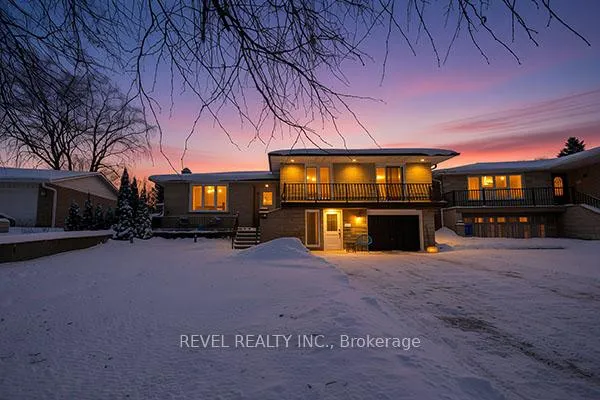 Photo 2 of 44 Shalfleet Boulevard, Brantford — HOMEH