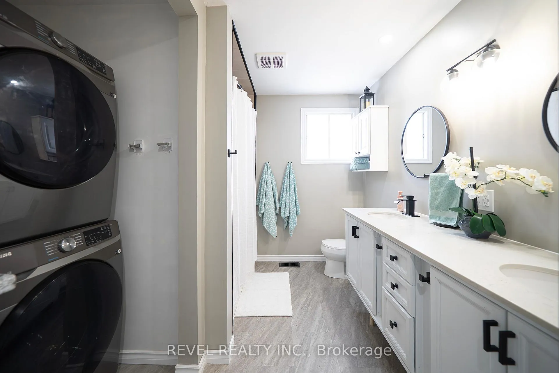 Photo 14 of 44 Shalfleet Boulevard, Brantford — HOMEH