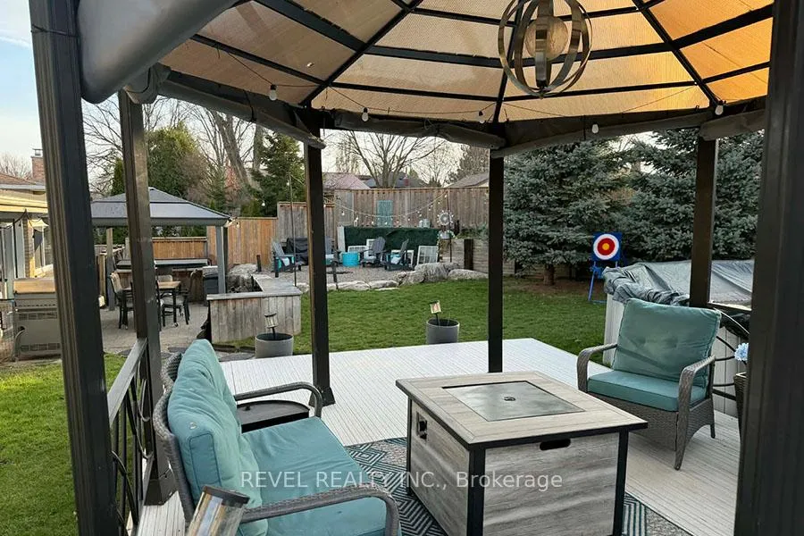 Photo 38 of 44 Shalfleet Boulevard, Brantford — HOMEH