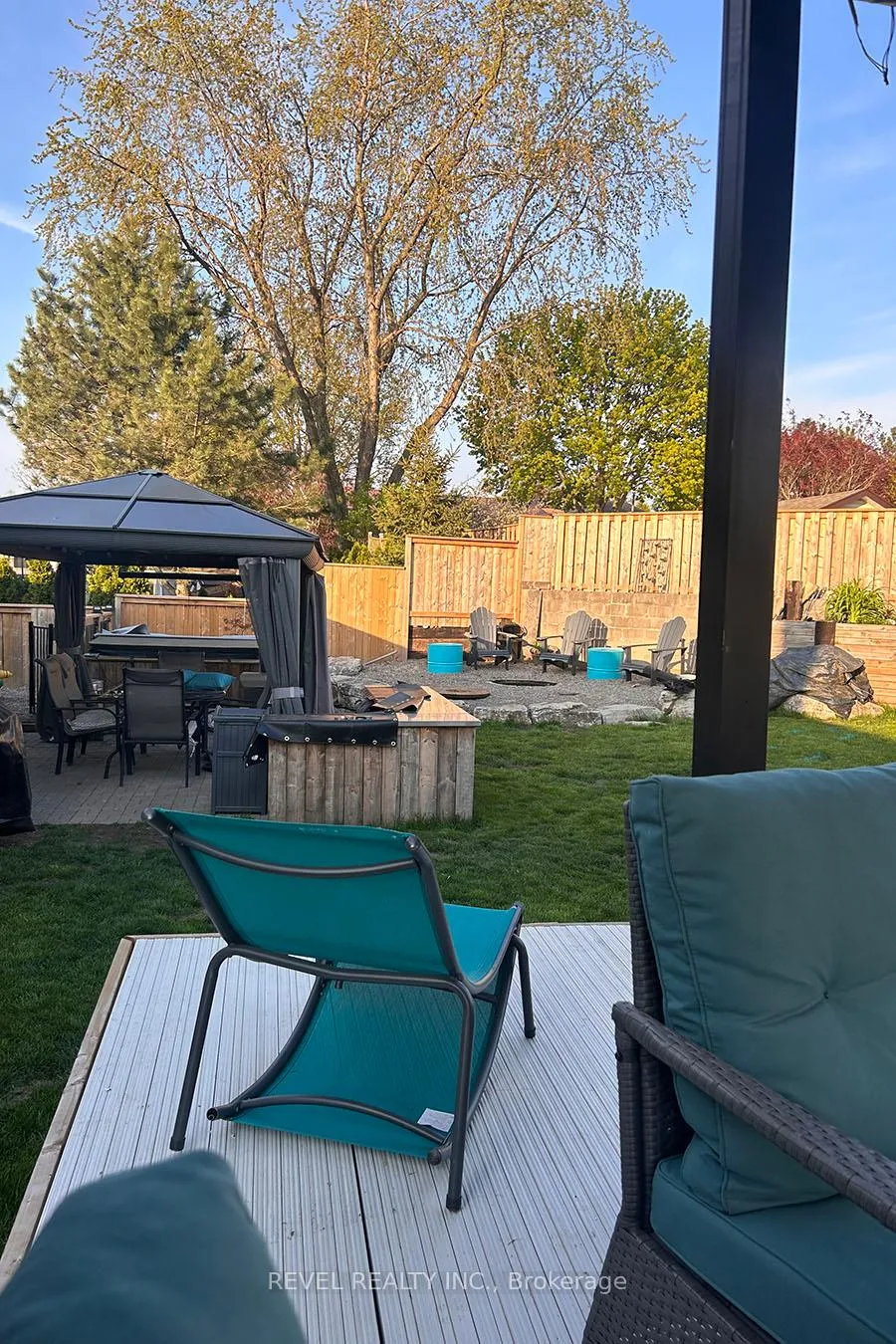 Photo 41 of 44 Shalfleet Boulevard, Brantford — HOMEH