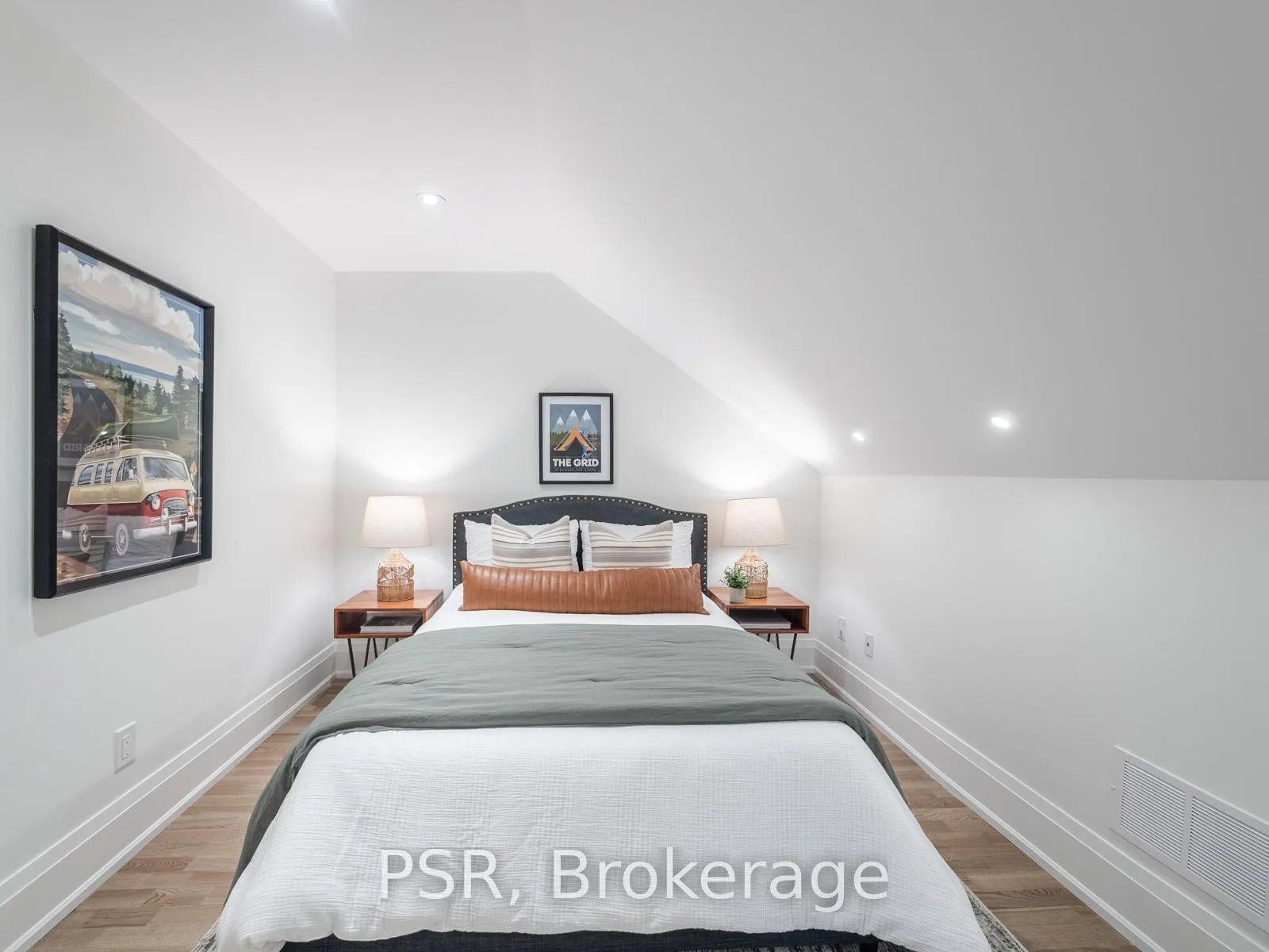 Photo 23 of 163 Arlington Avenue, Toronto, Humewood-Cedarvale — HOMEH