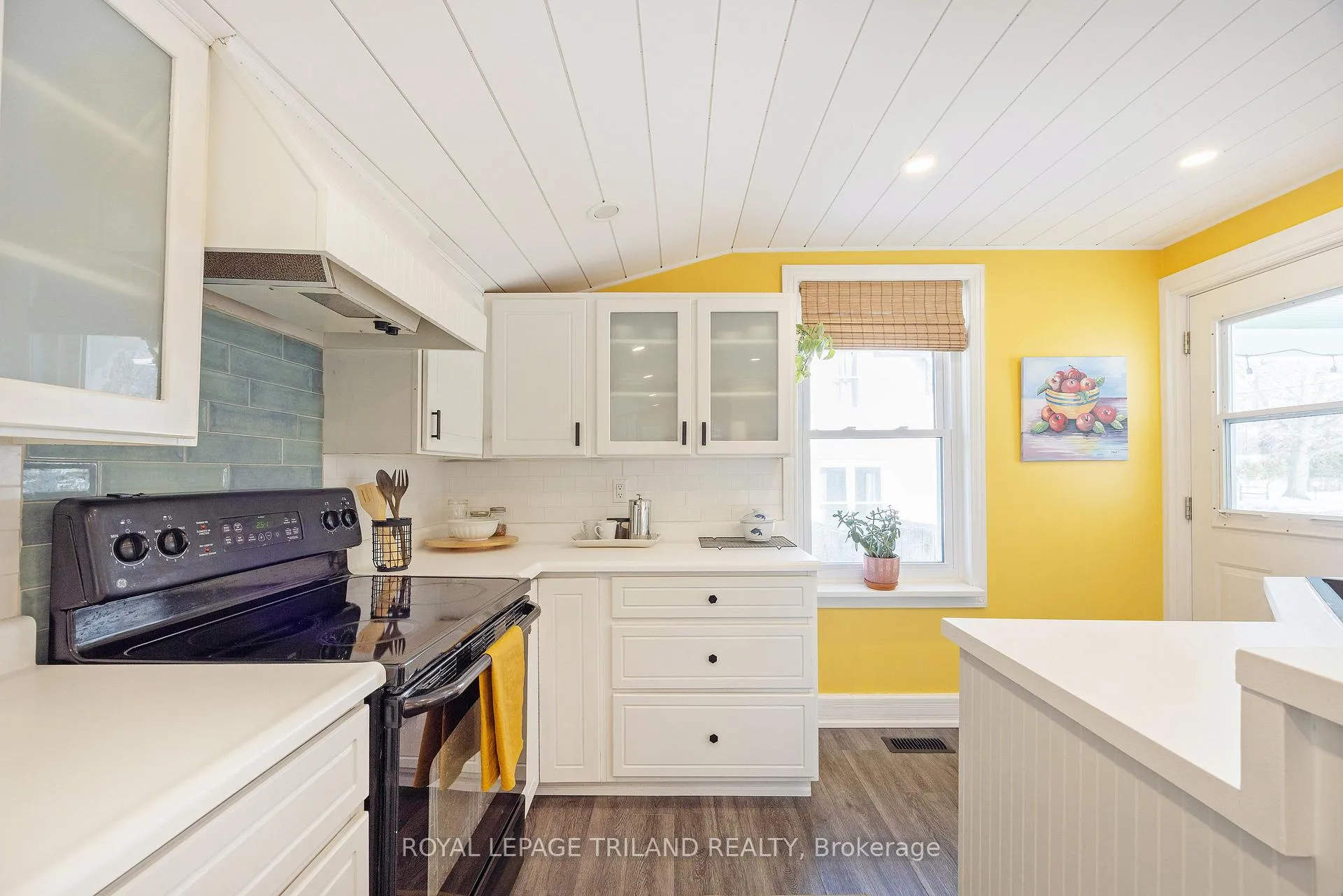 Photo 18 of 197 Main Street, West Elgin, West Lorne — HOMEH