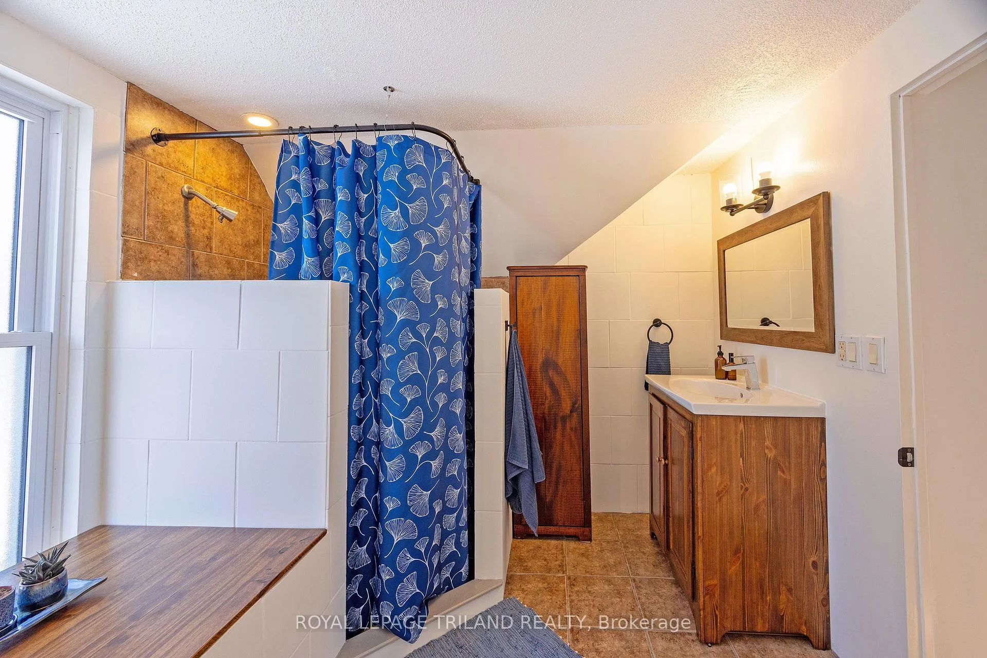 Photo 31 of 197 Main Street, West Elgin, West Lorne — HOMEH