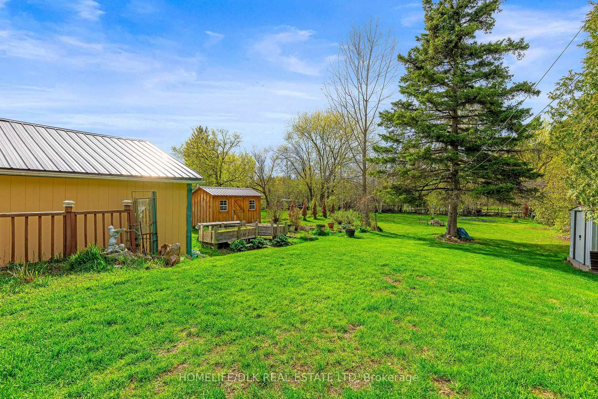 Photo 6 of 2370 2nd Concession Road, Augusta, Augusta Twp — HOMEH