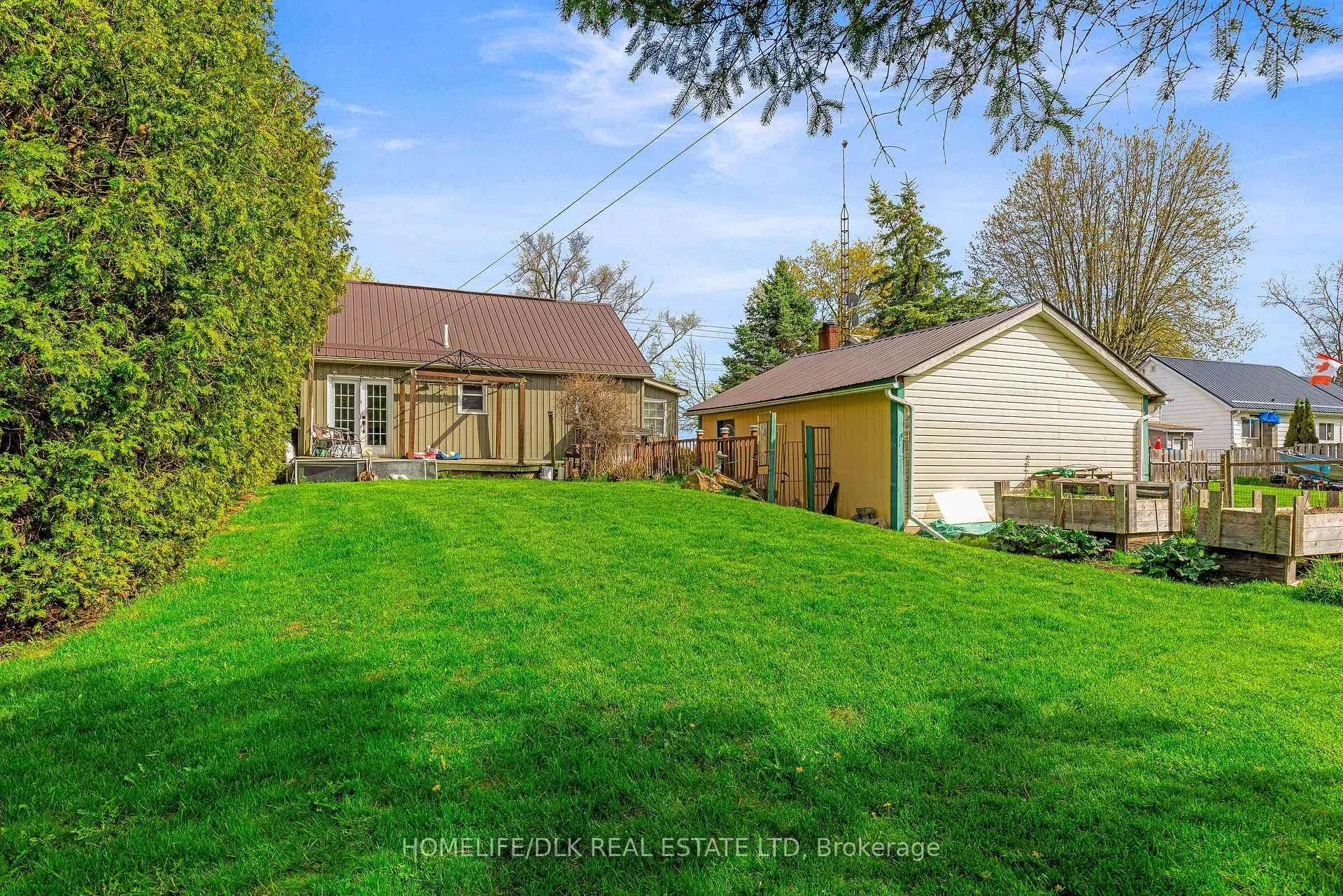 Photo 10 of 2370 2nd Concession Road, Augusta, Augusta Twp — HOMEH