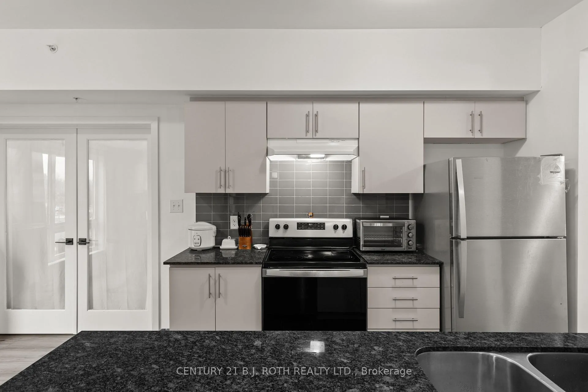 Photo 12 of Unit 117, 4 Spice Way, Barrie, Innis-Shore — HOMEH