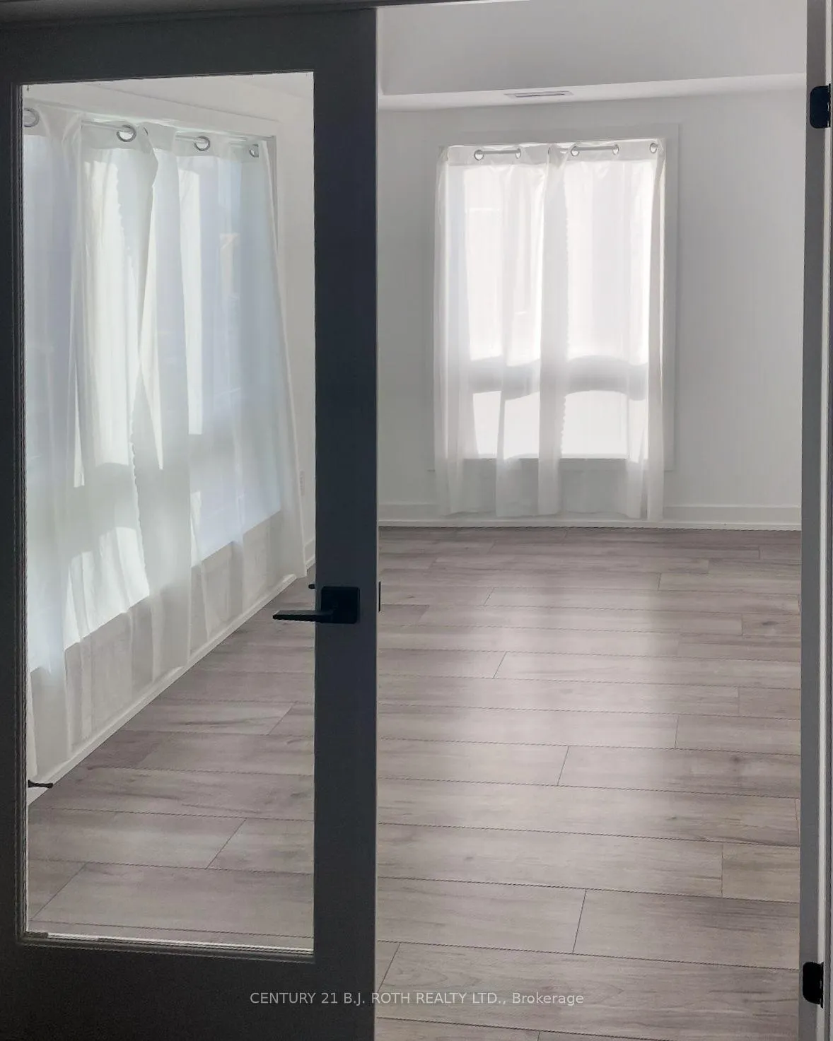 Photo 20 of Unit 117, 4 Spice Way, Barrie, Innis-Shore — HOMEH