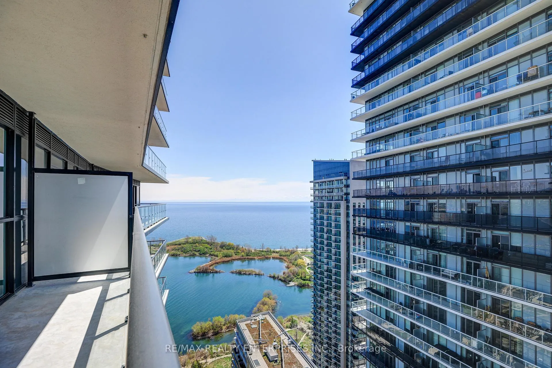 Photo 15 of Unit 3707, 38 Annie Craig Drive, Etobicoke, Mimico — HOMEH