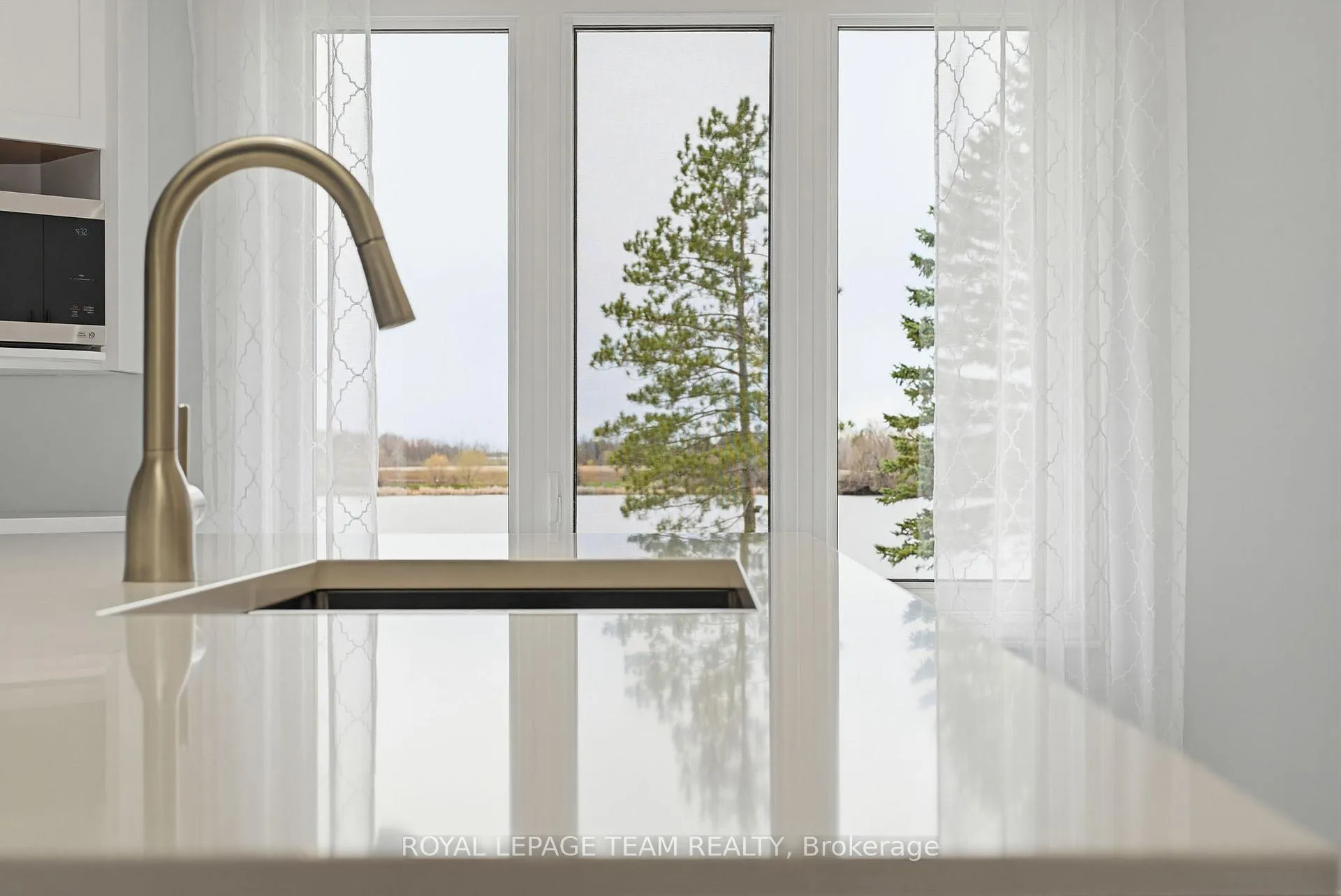 Photo 13 of 2141 River Road, North Grenville, North Grenville Twp (Kemptville South) — HOMEH