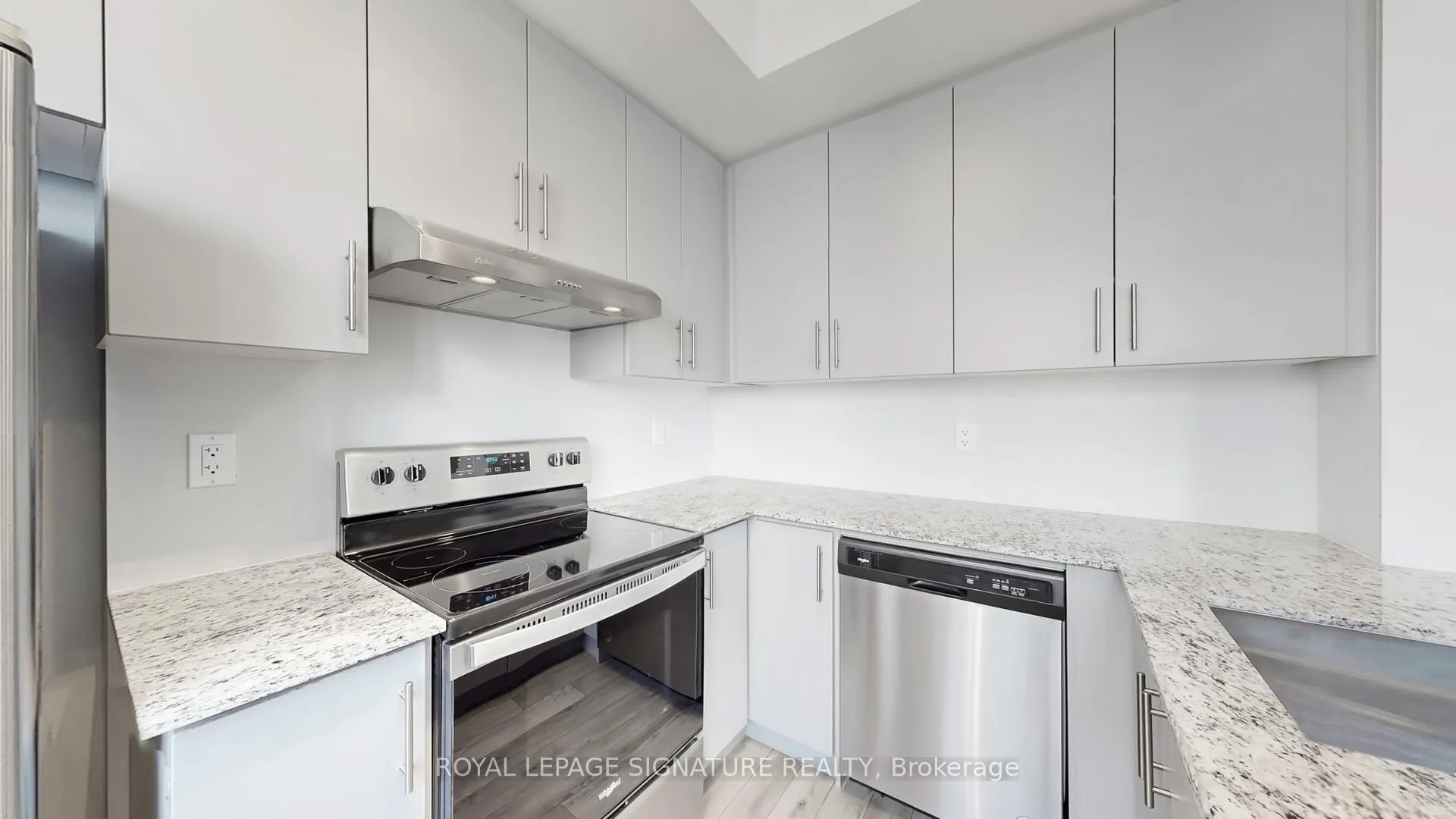 Photo 6 of Unit 310, 349 Wheat Boom Drive, Oakville, Joshua Meadows — HOMEH