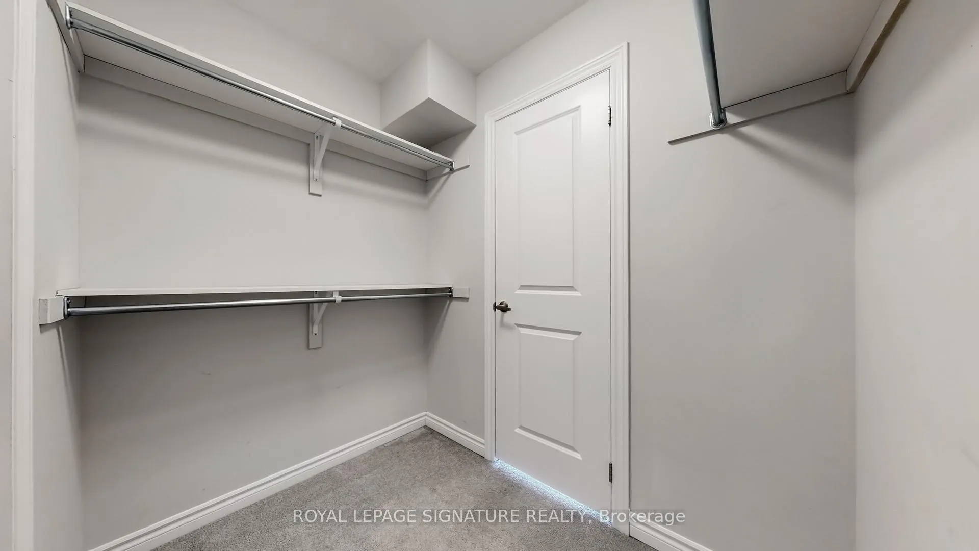 Photo 8 of Unit 310, 349 Wheat Boom Drive, Oakville, Joshua Meadows — HOMEH