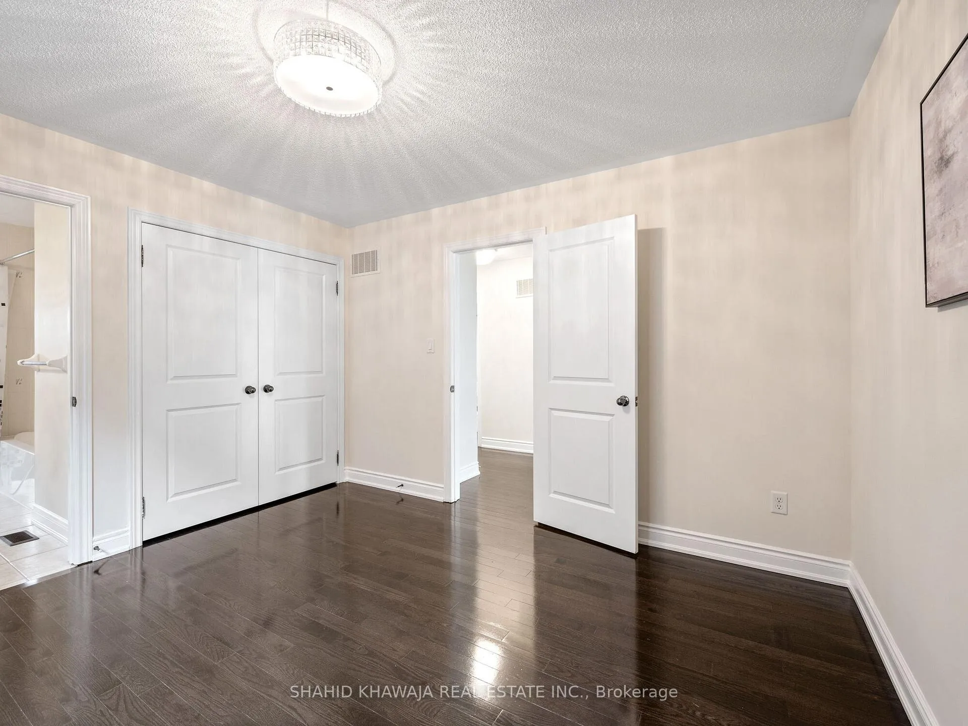Photo 34 of 27 Lampman Crescent, Brampton, Credit Valley — HOMEH