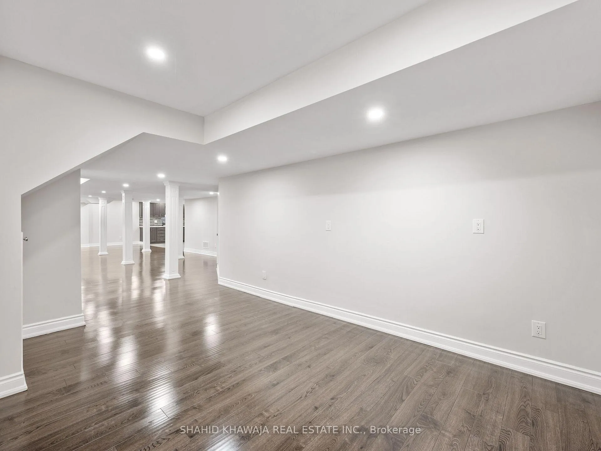 Photo 42 of 27 Lampman Crescent, Brampton, Credit Valley — HOMEH