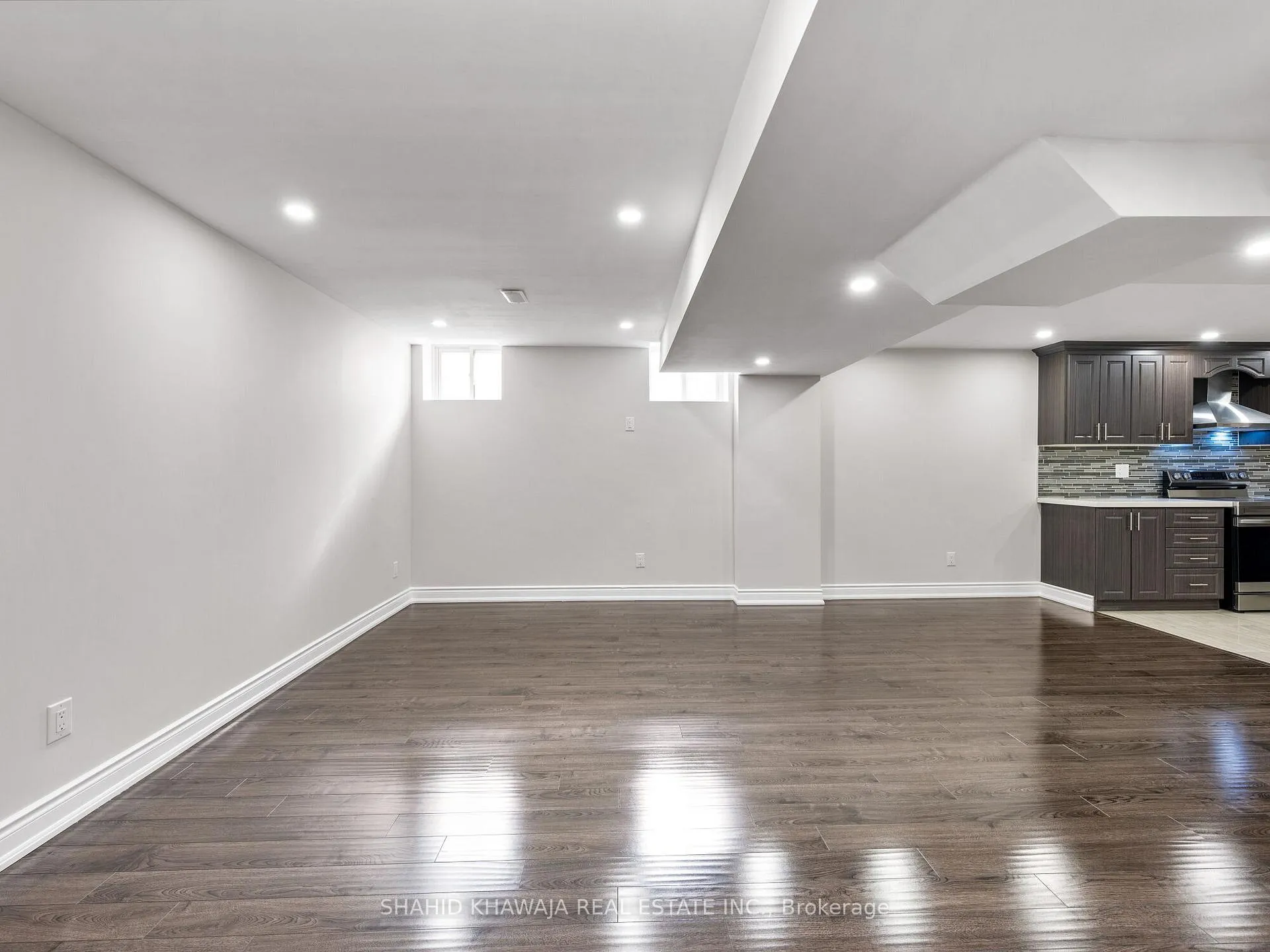 Photo 43 of 27 Lampman Crescent, Brampton, Credit Valley — HOMEH