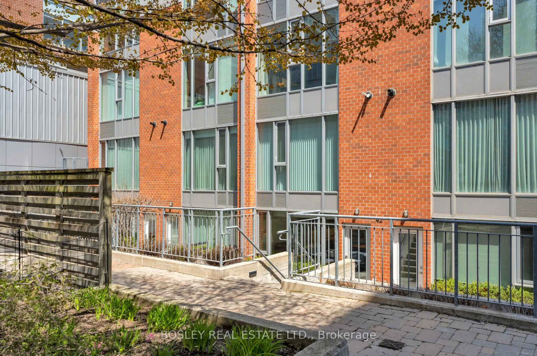 Photo 2 of Unit 2, 42 Boston Avenue, Toronto, South Riverdale — HOMEH