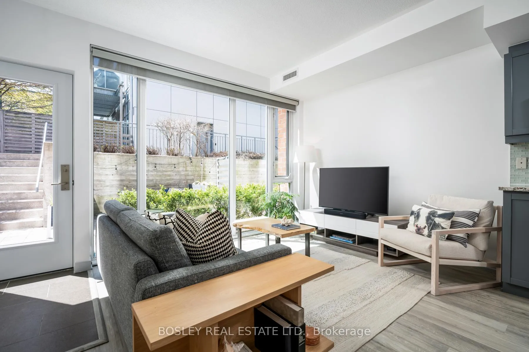 Photo 8 of Unit 2, 42 Boston Avenue, Toronto, South Riverdale — HOMEH