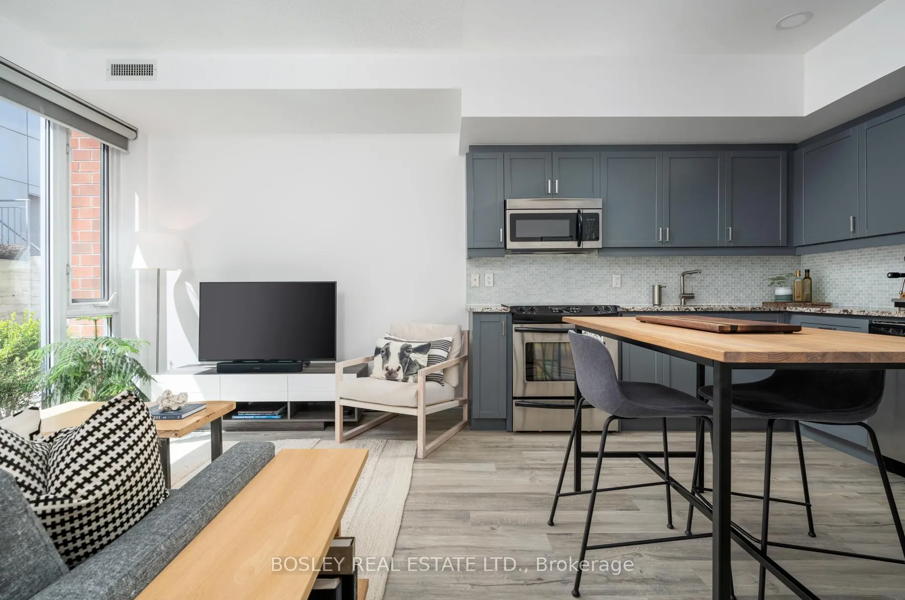 Photo 9 of Unit 2, 42 Boston Avenue, Toronto, South Riverdale — HOMEH