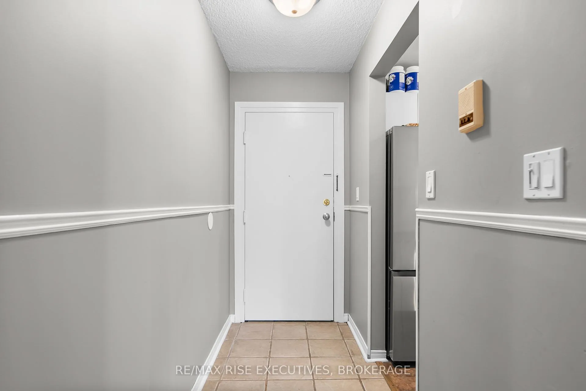 Photo 10 of Unit 214, 566 Armstrong Road, Kingston, East Gardiners Rd — HOMEH