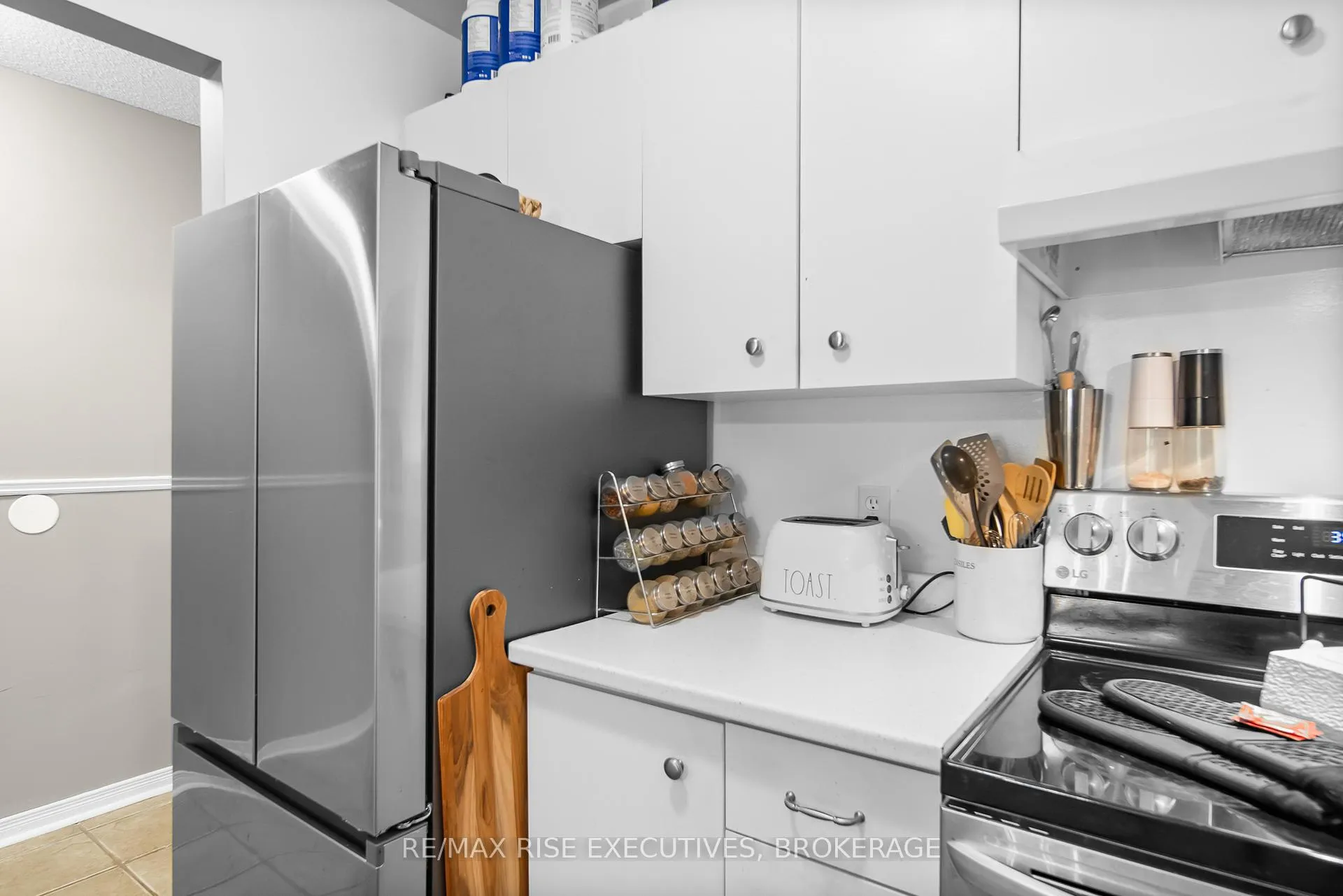 Photo 14 of Unit 214, 566 Armstrong Road, Kingston, East Gardiners Rd — HOMEH