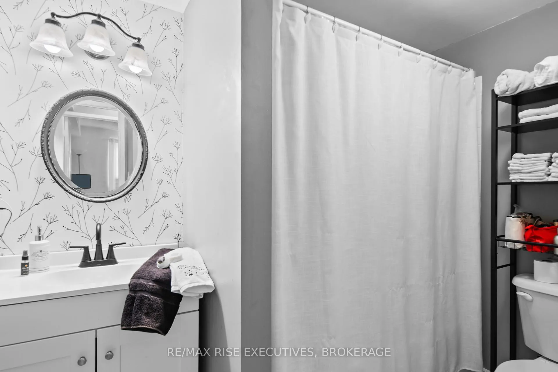 Photo 29 of Unit 214, 566 Armstrong Road, Kingston, East Gardiners Rd — HOMEH