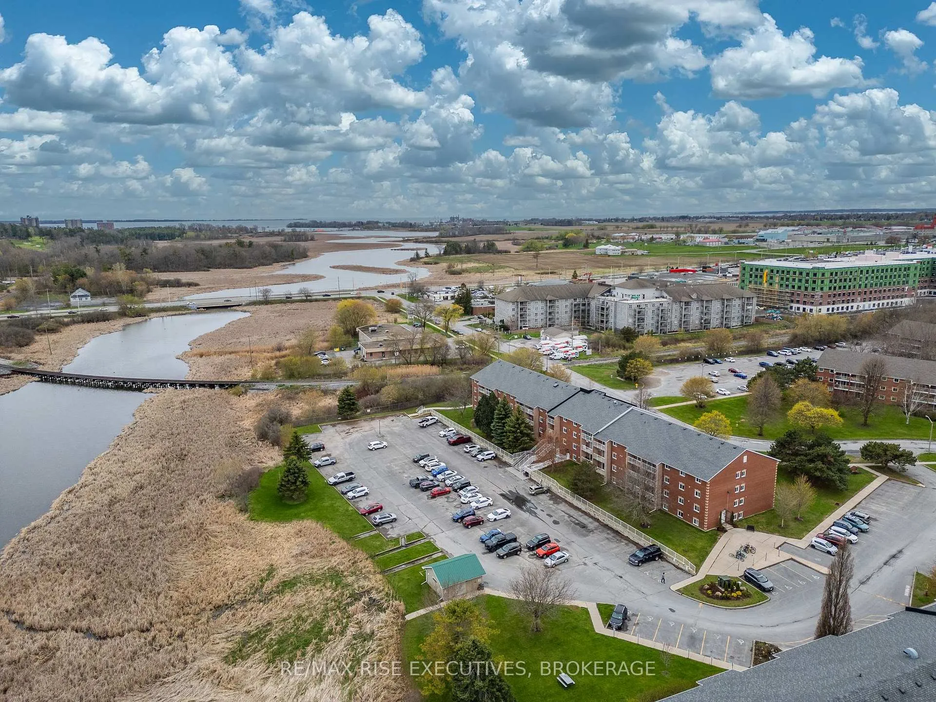 Photo 41 of Unit 214, 566 Armstrong Road, Kingston, East Gardiners Rd — HOMEH