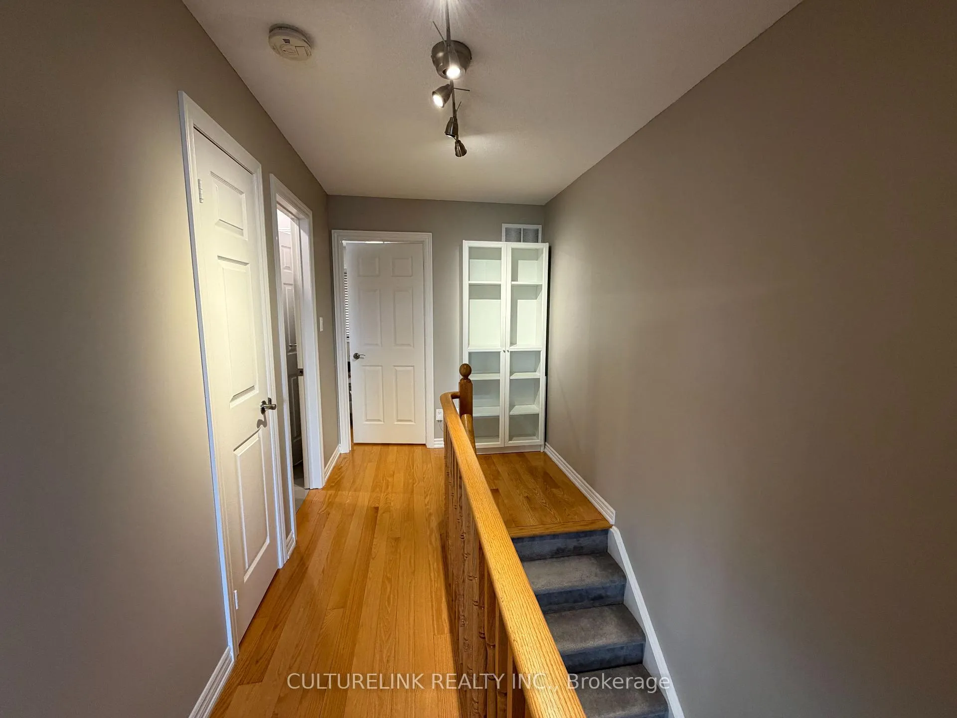 Photo 9 of 345 Caboto Trail, Markham, Village Green-South Unionville — HOMEH