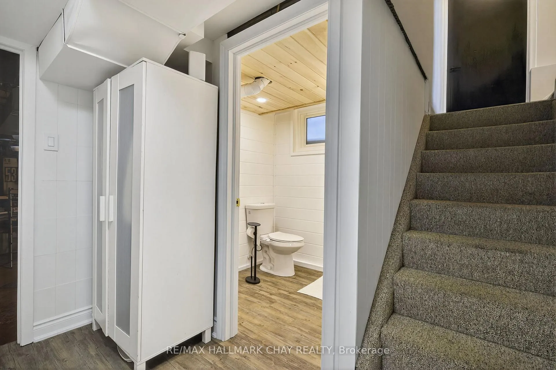 Photo 12 of 64 Marion Crescent, Barrie, Wellington — HOMEH