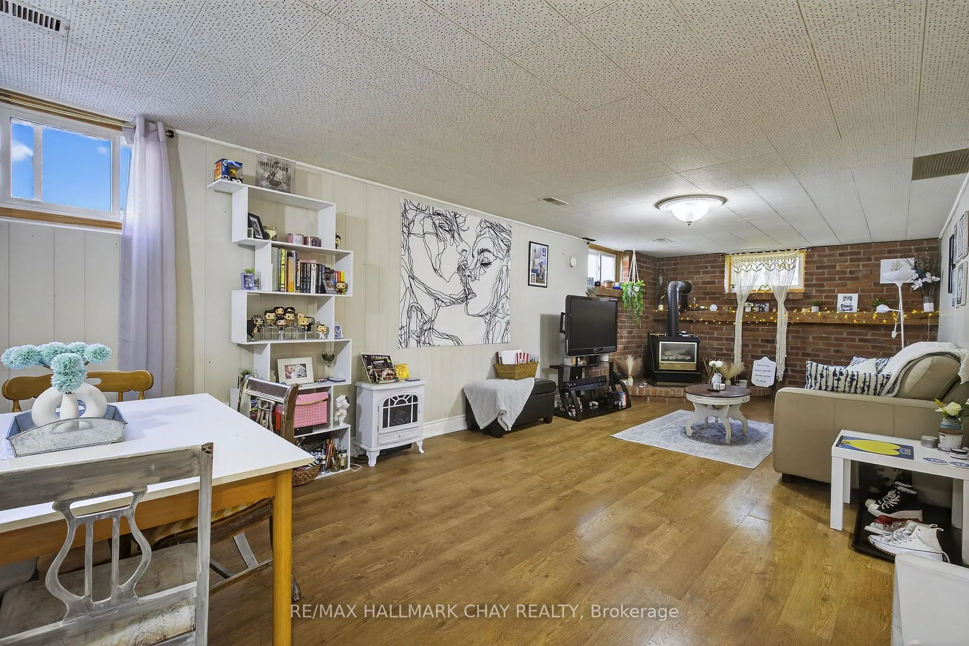 Photo 14 of 64 Marion Crescent, Barrie, Wellington — HOMEH