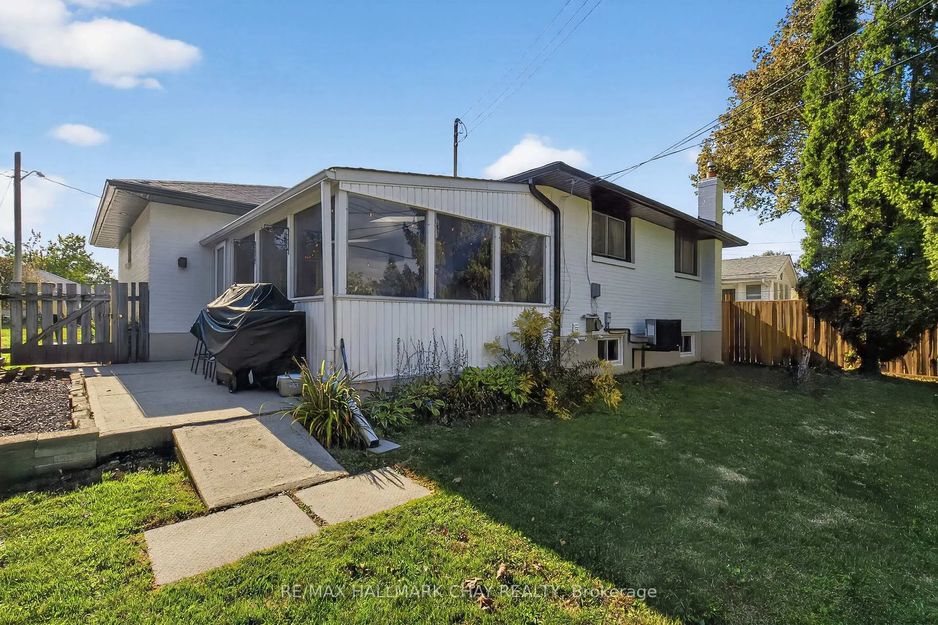 Photo 19 of 64 Marion Crescent, Barrie, Wellington — HOMEH
